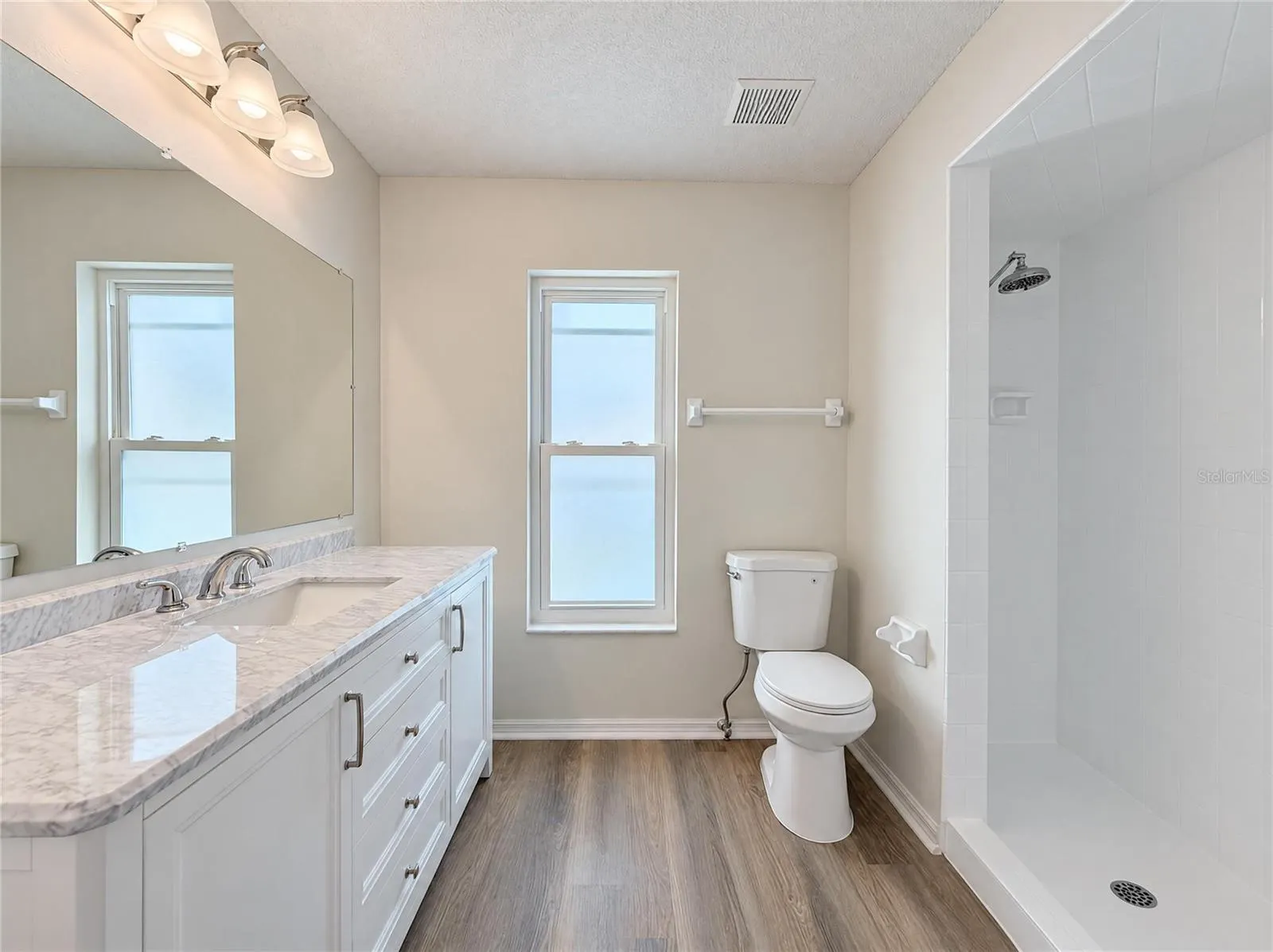 8421 CYPRESS LAKE CIR