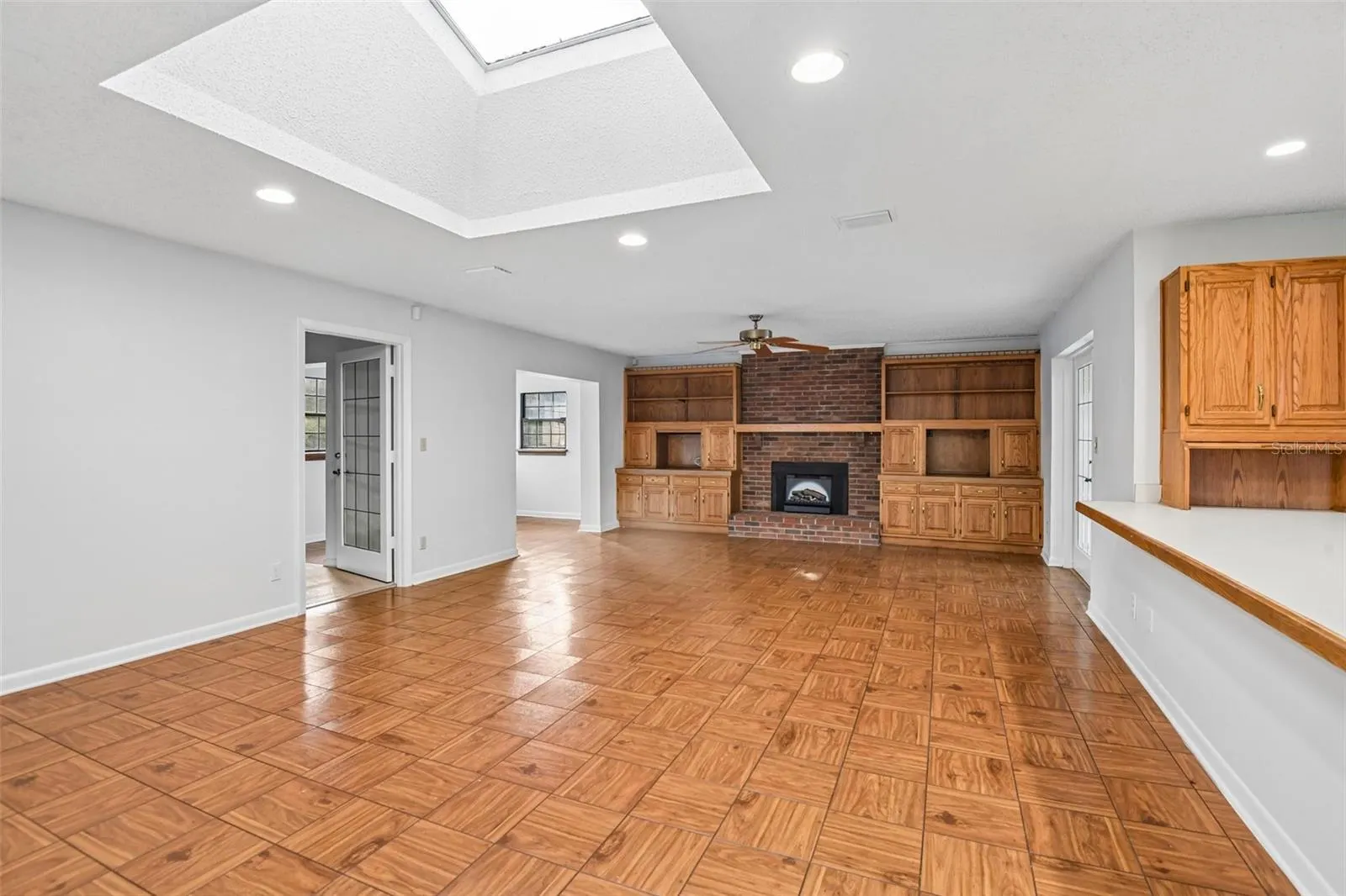 103 RONELE DR