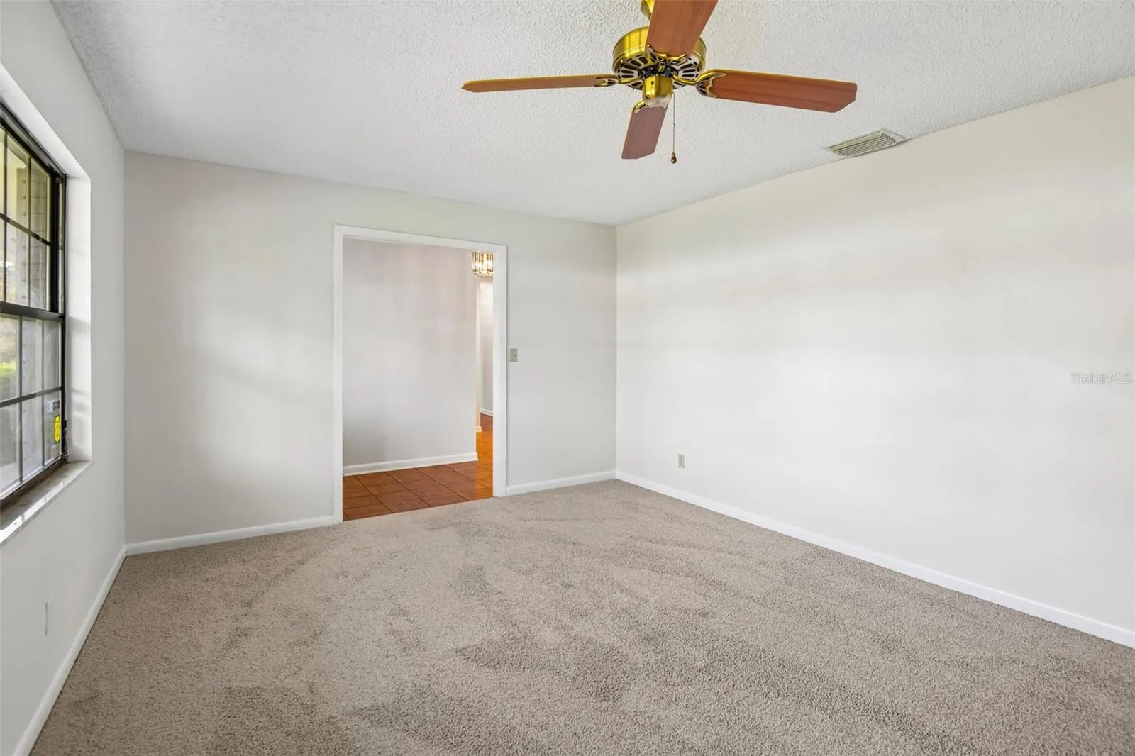 103 RONELE DR