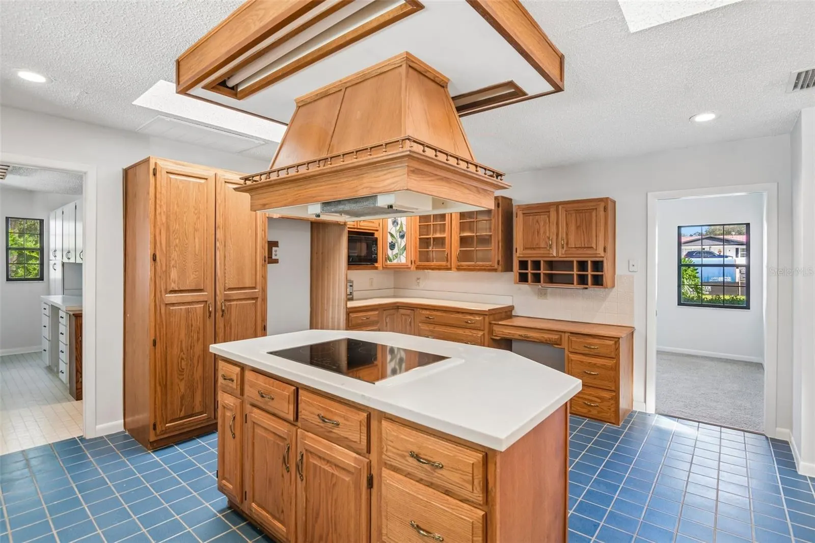 103 RONELE DR