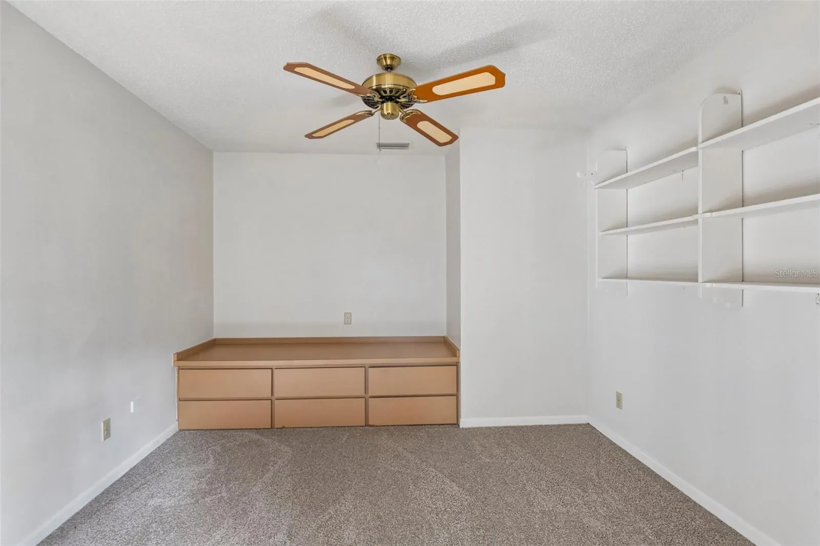 103 RONELE DR