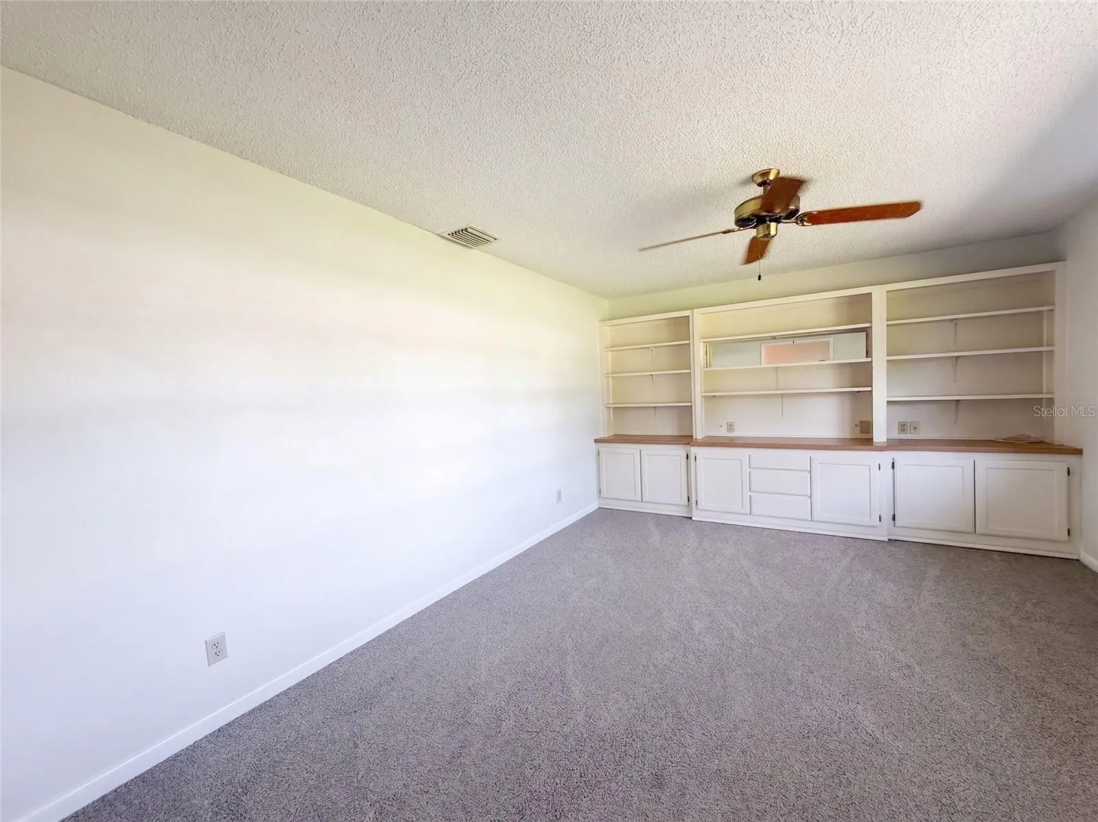 103 RONELE DR
