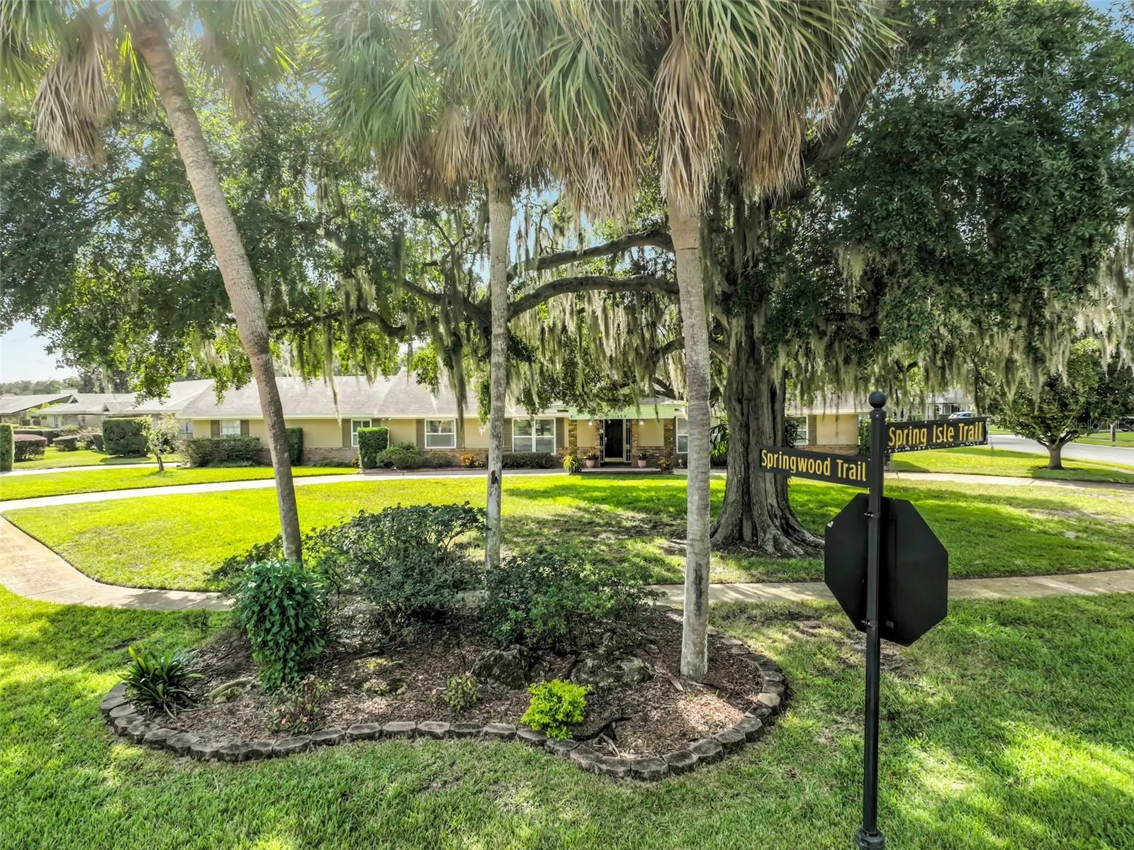130 SPRINGWOOD TRL