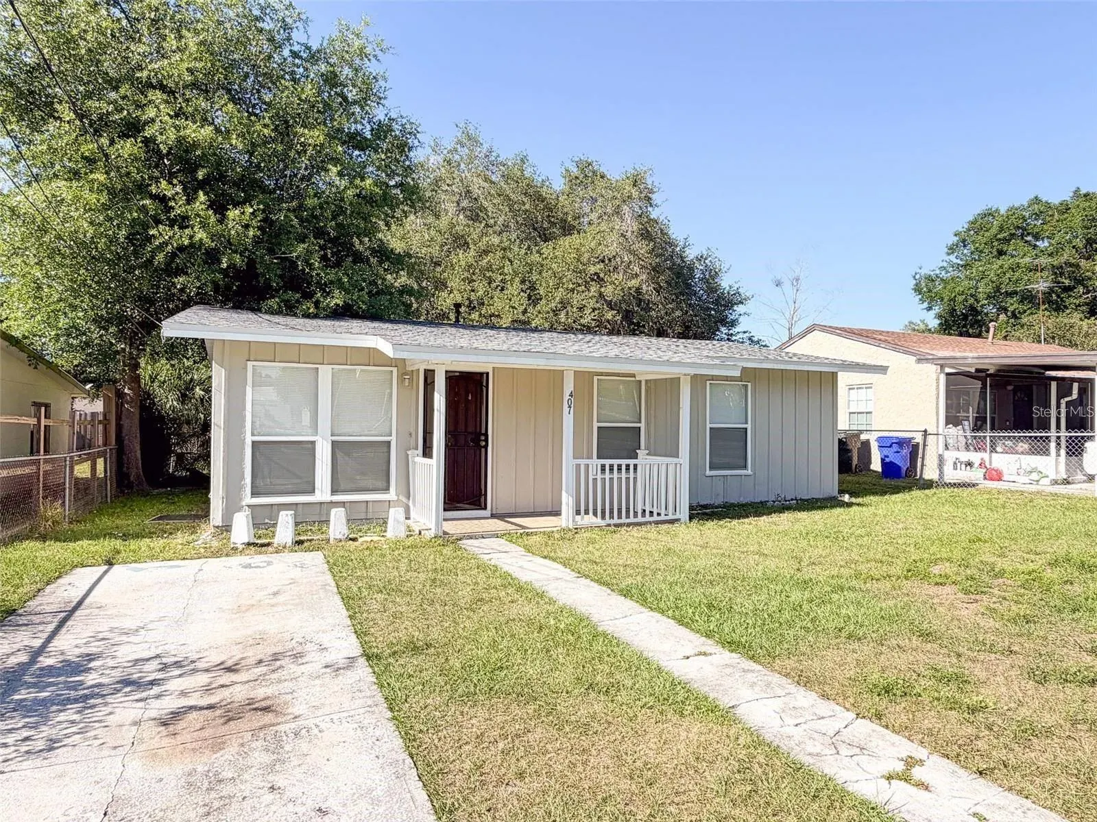 407 W BELLA VISTA ST