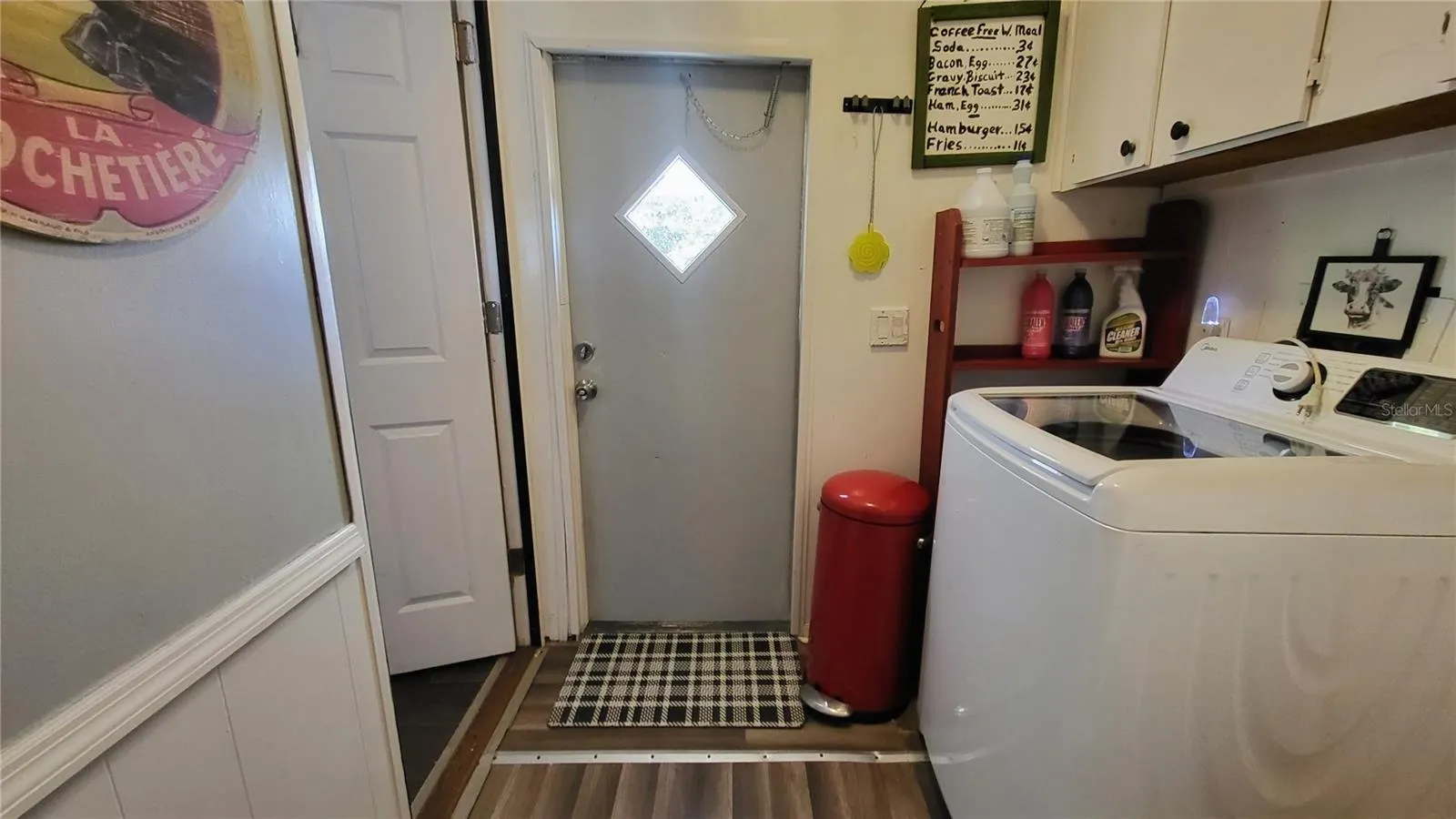 1111 10TH ST