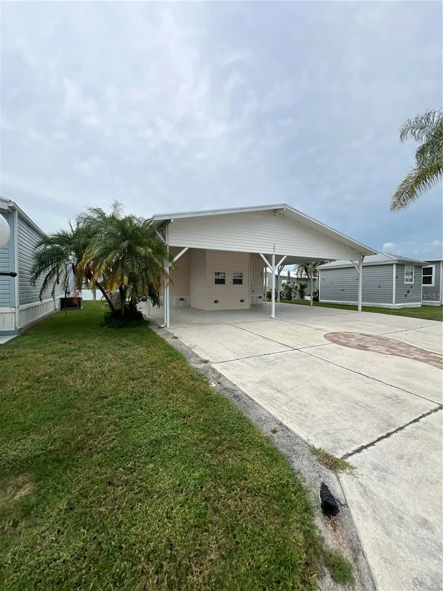 1601 US HIGHWAY 441 SE #99, #99