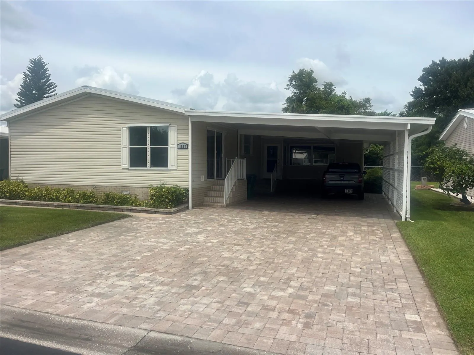1547 SW 35TH CIRCLE