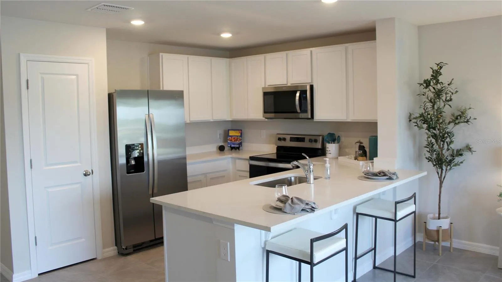 6588 SW 81ST LOOP
