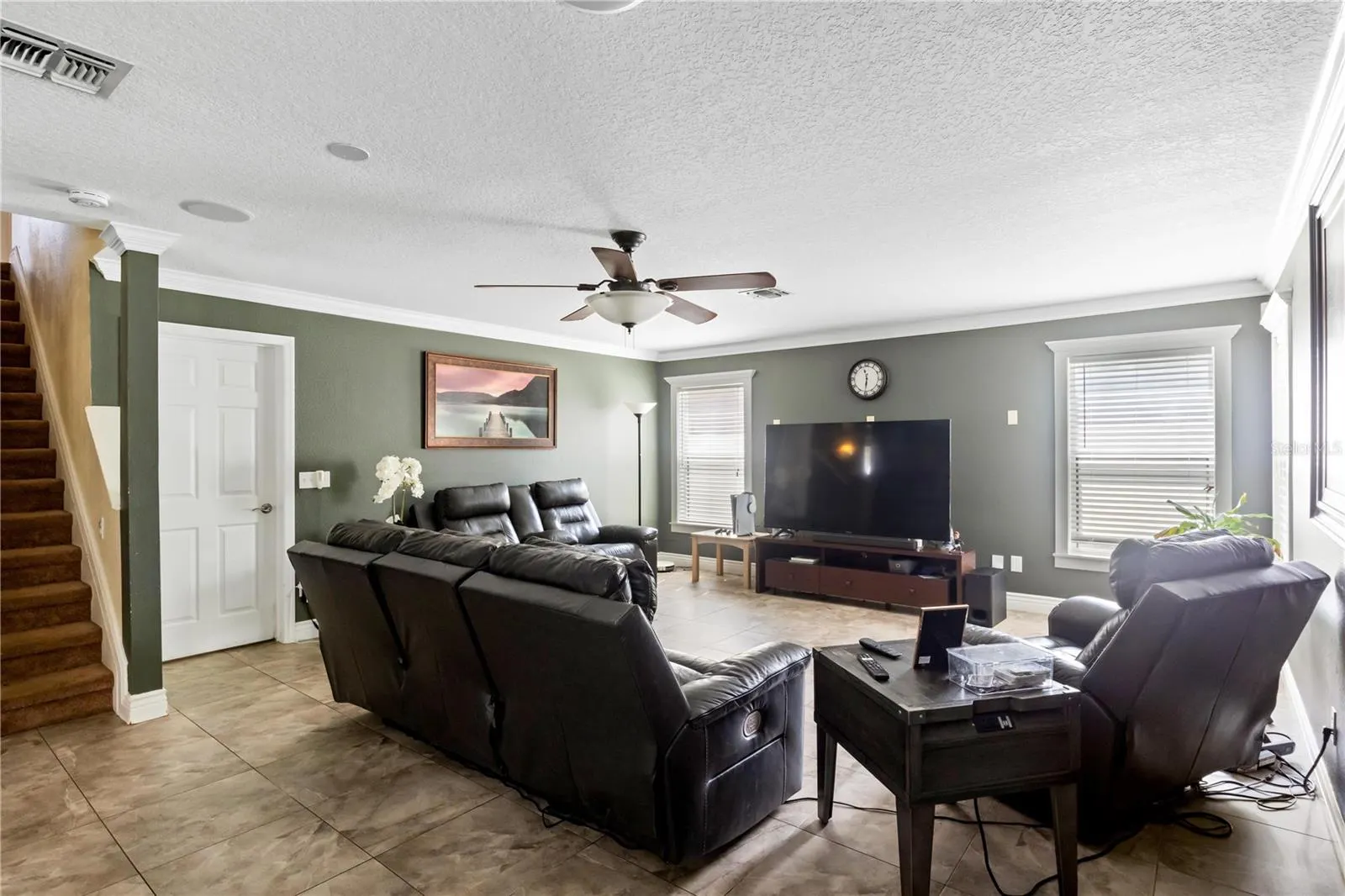 1444 BELLA COOLA DR