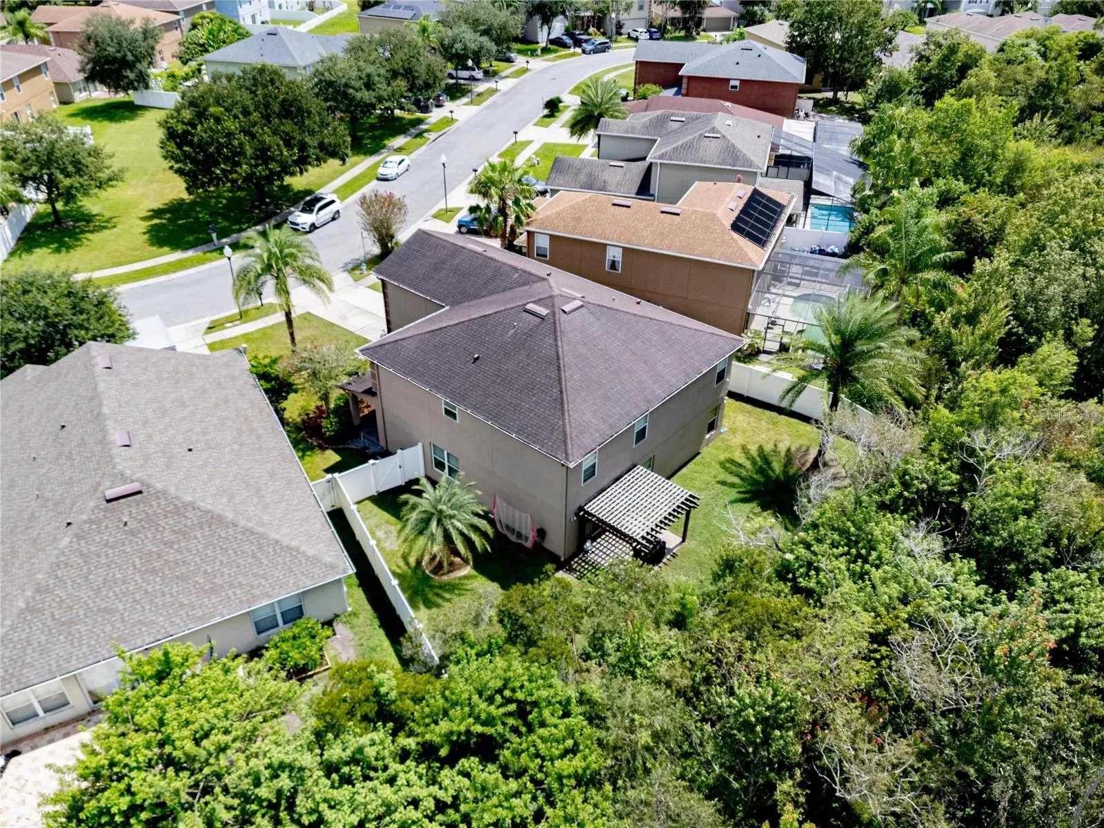 1444 BELLA COOLA DR