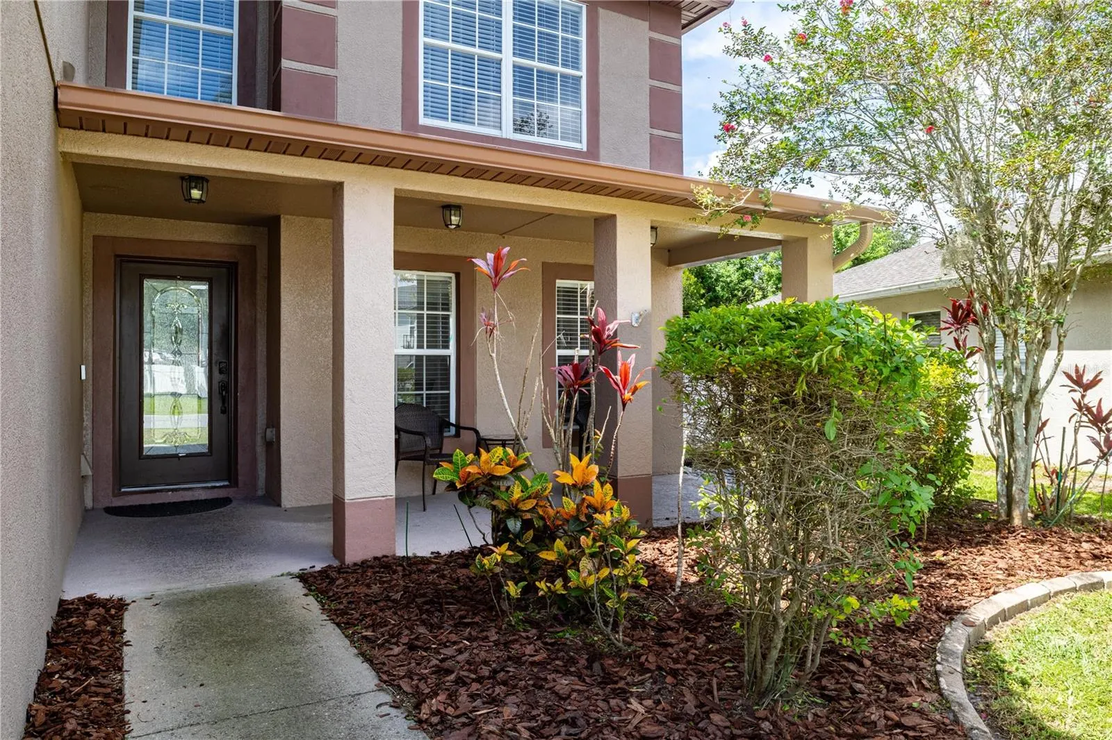 1444 BELLA COOLA DR