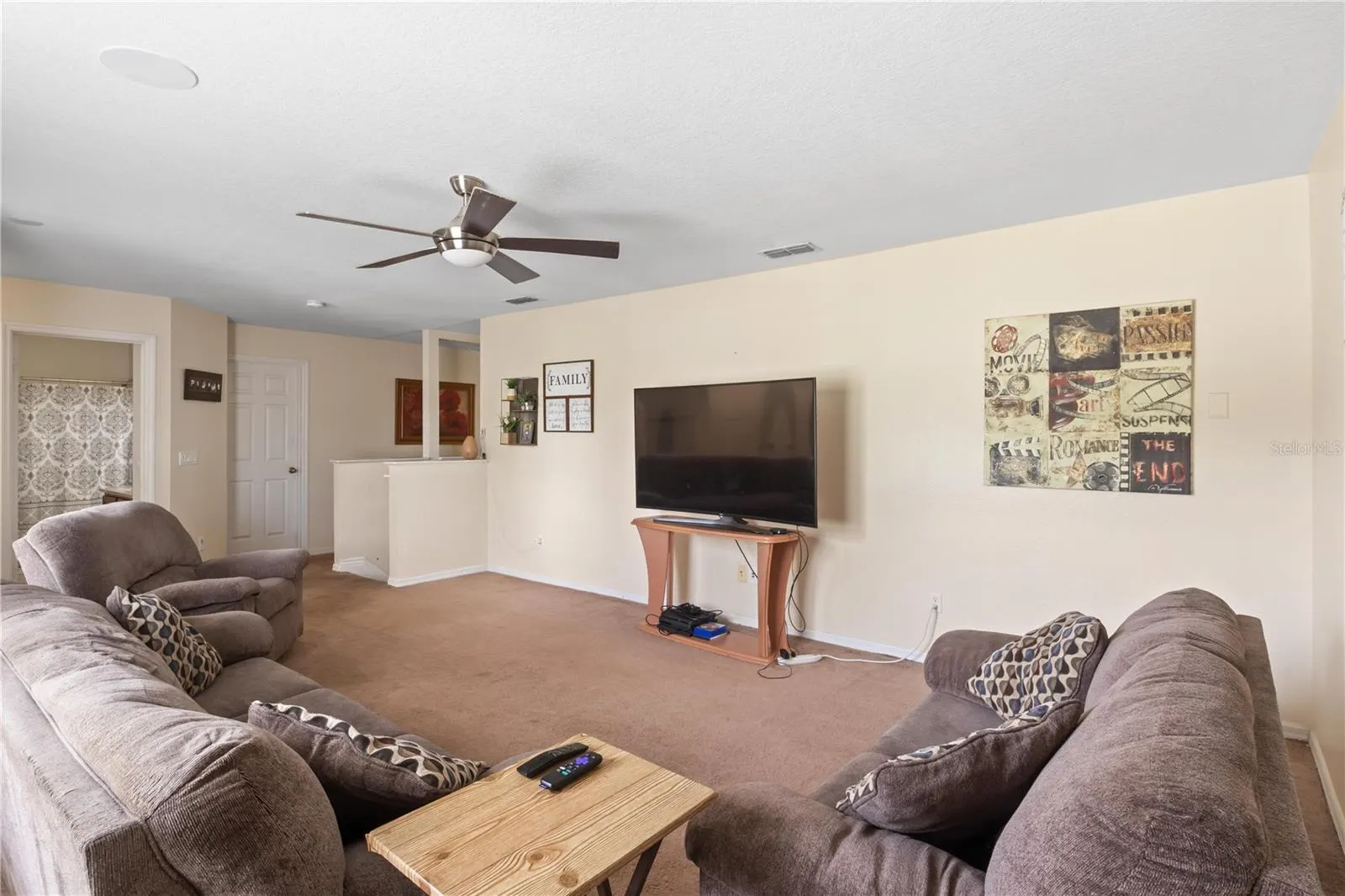 1444 BELLA COOLA DR