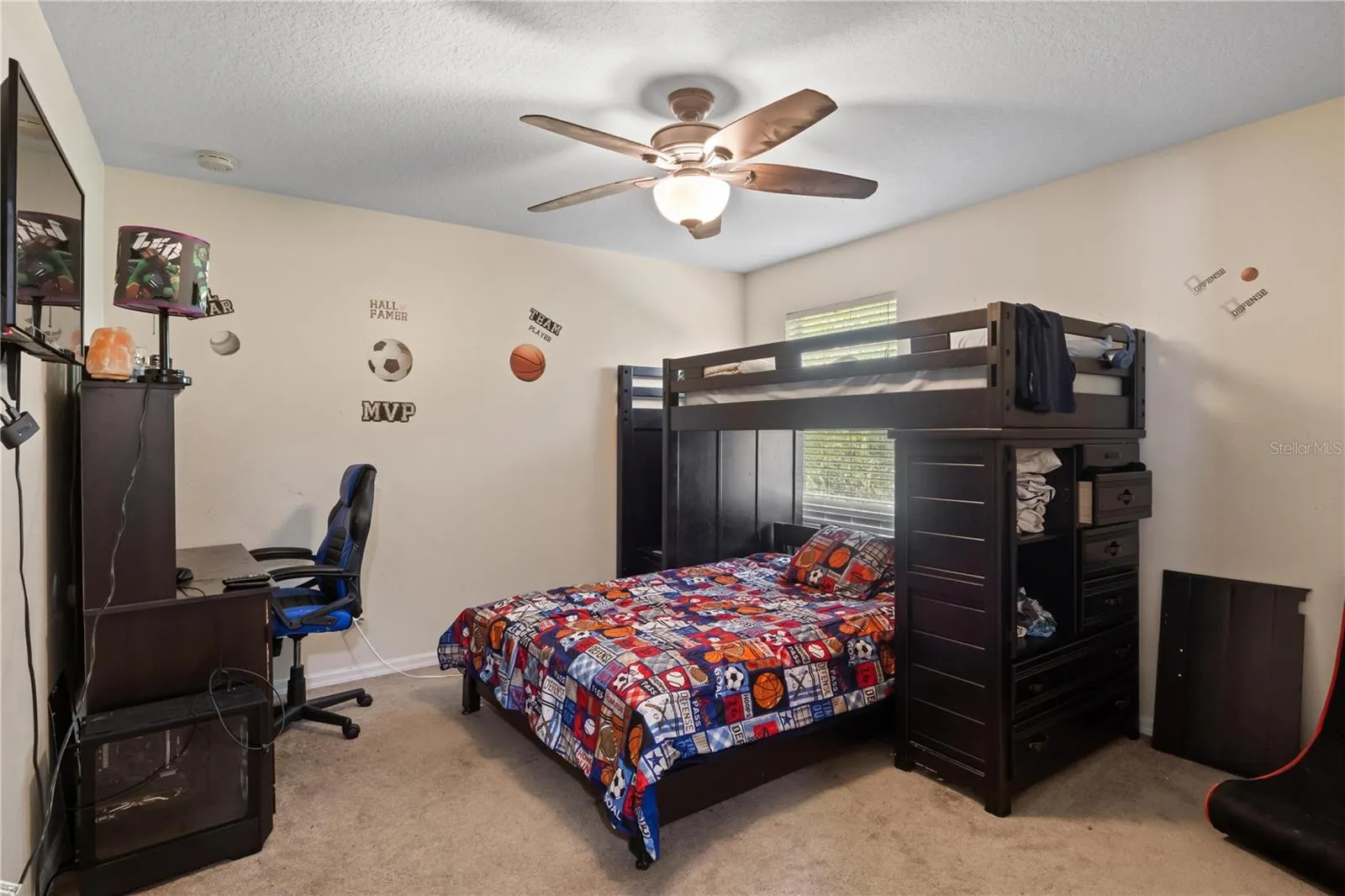 1444 BELLA COOLA DR