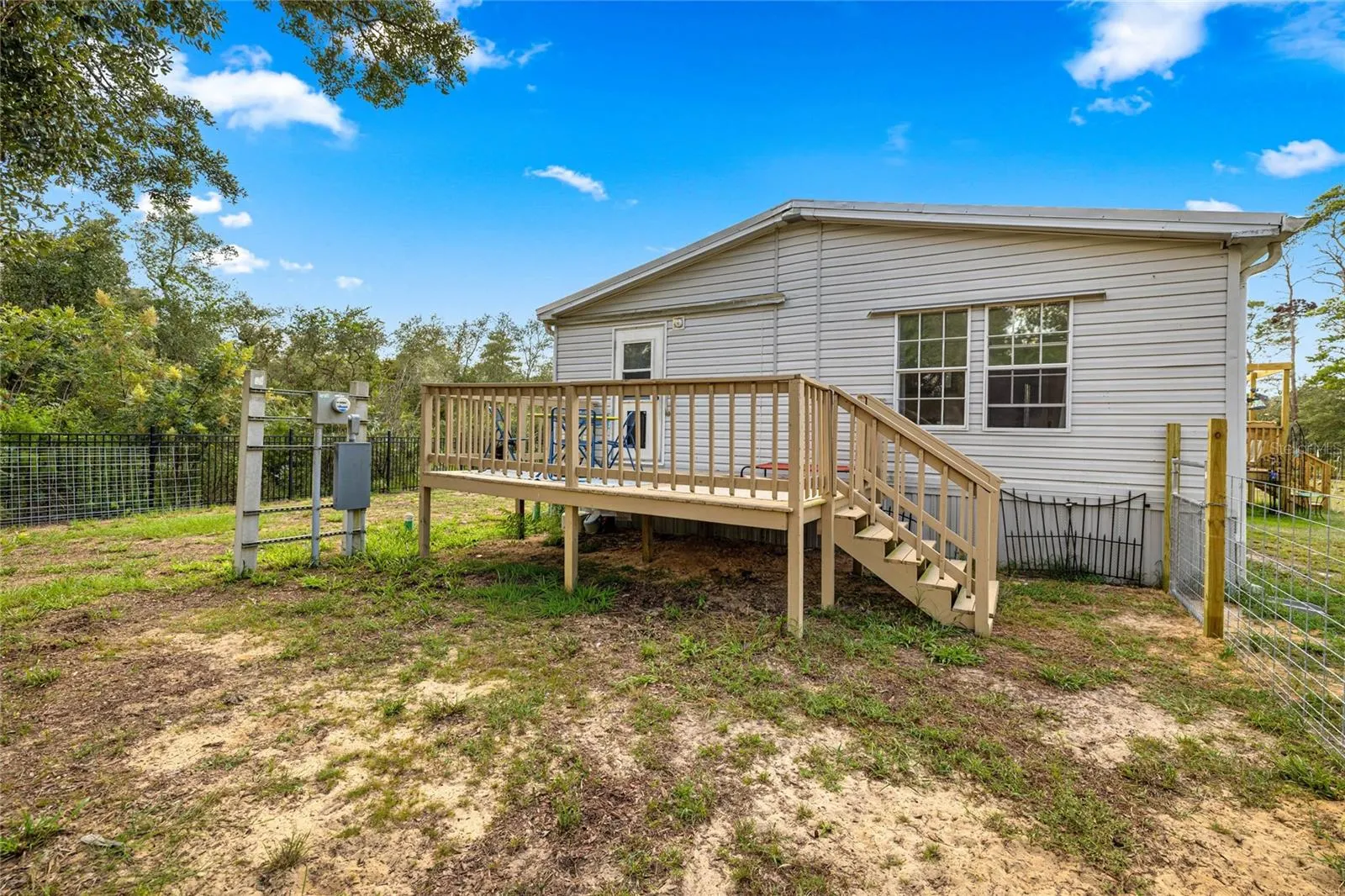 15594 NE 233RD PL