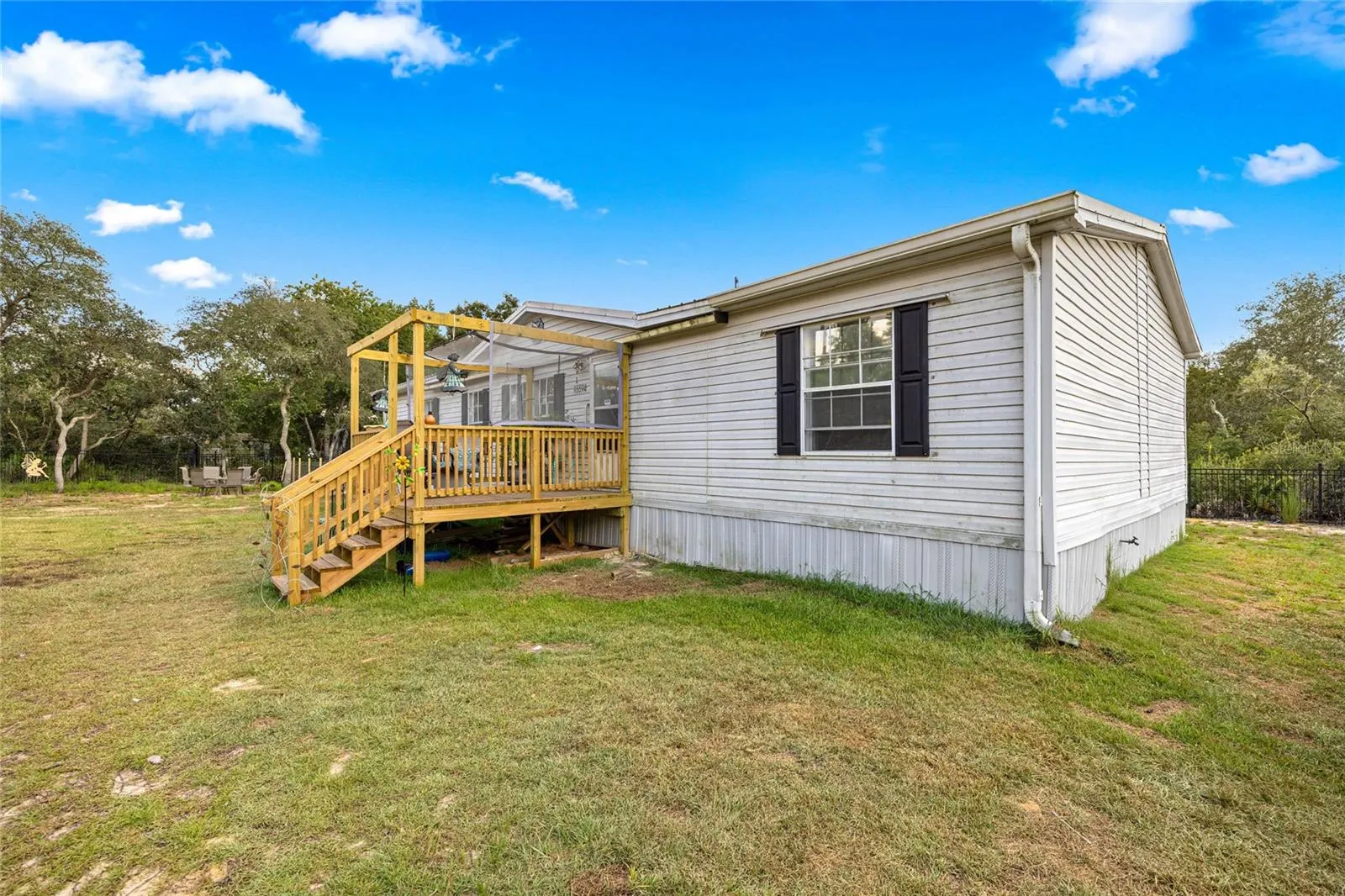 15594 NE 233RD PL