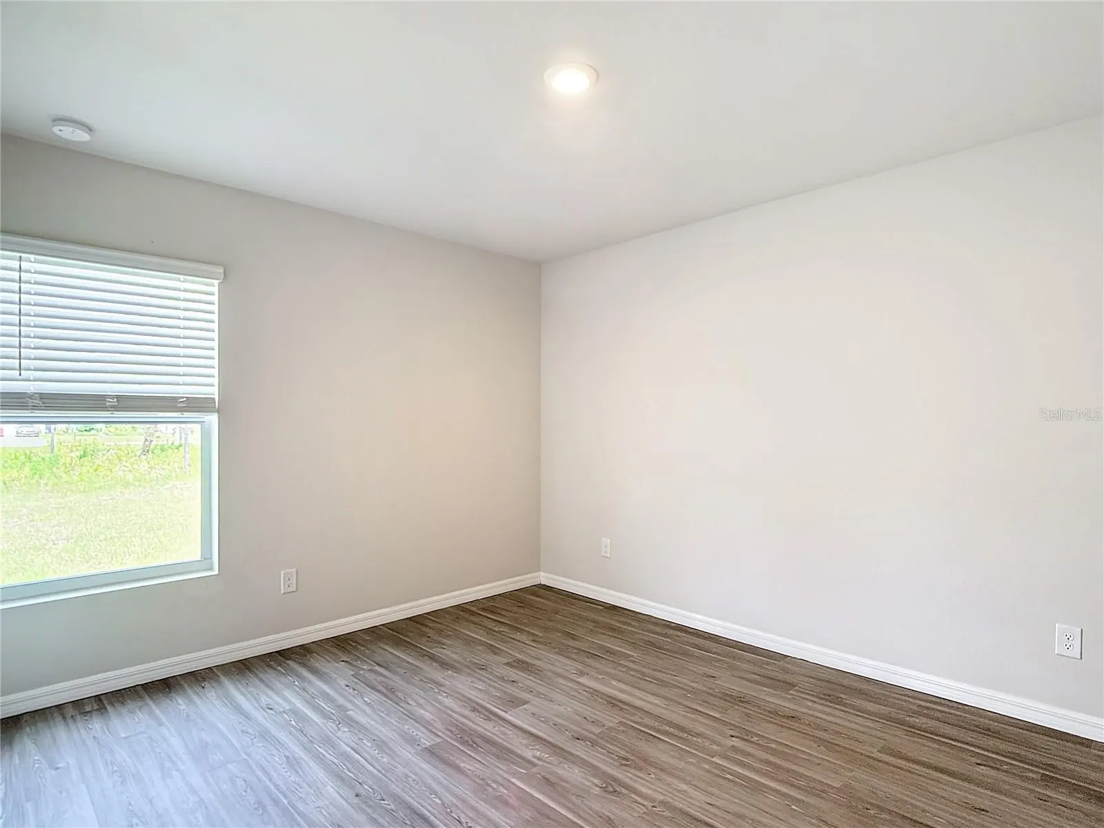 12063 XAVIER AVE