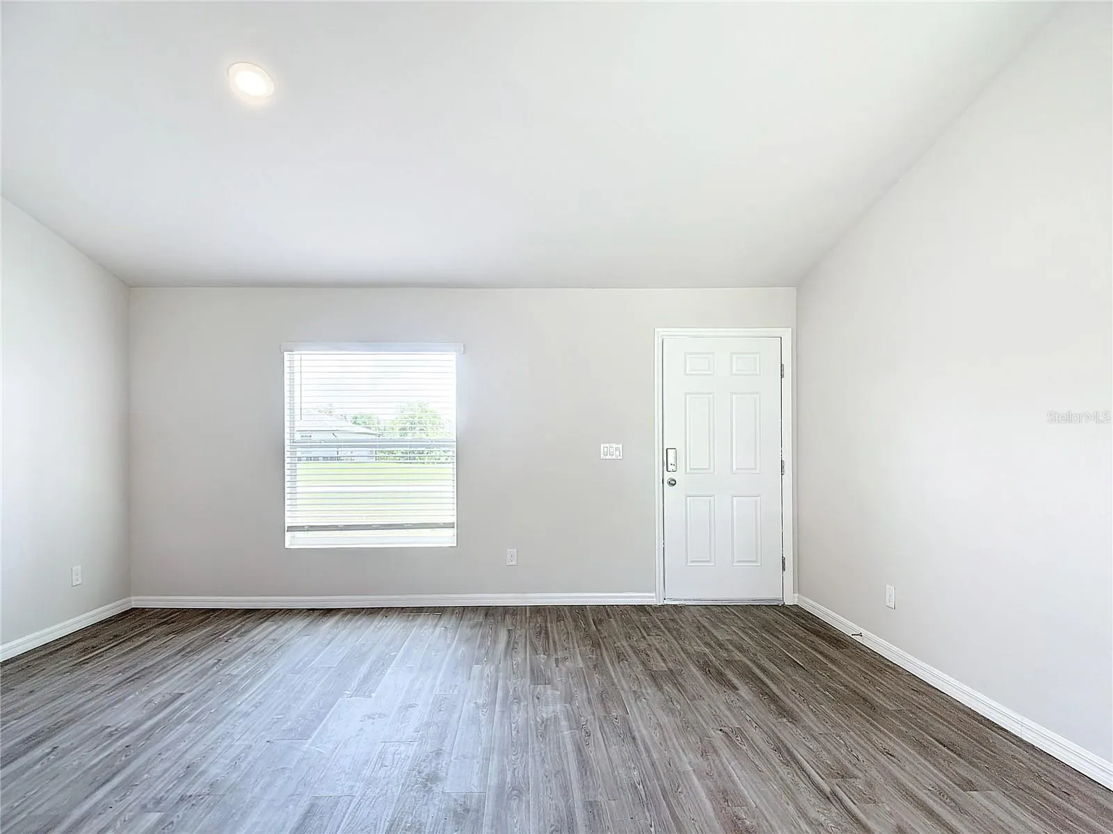 12063 XAVIER AVE