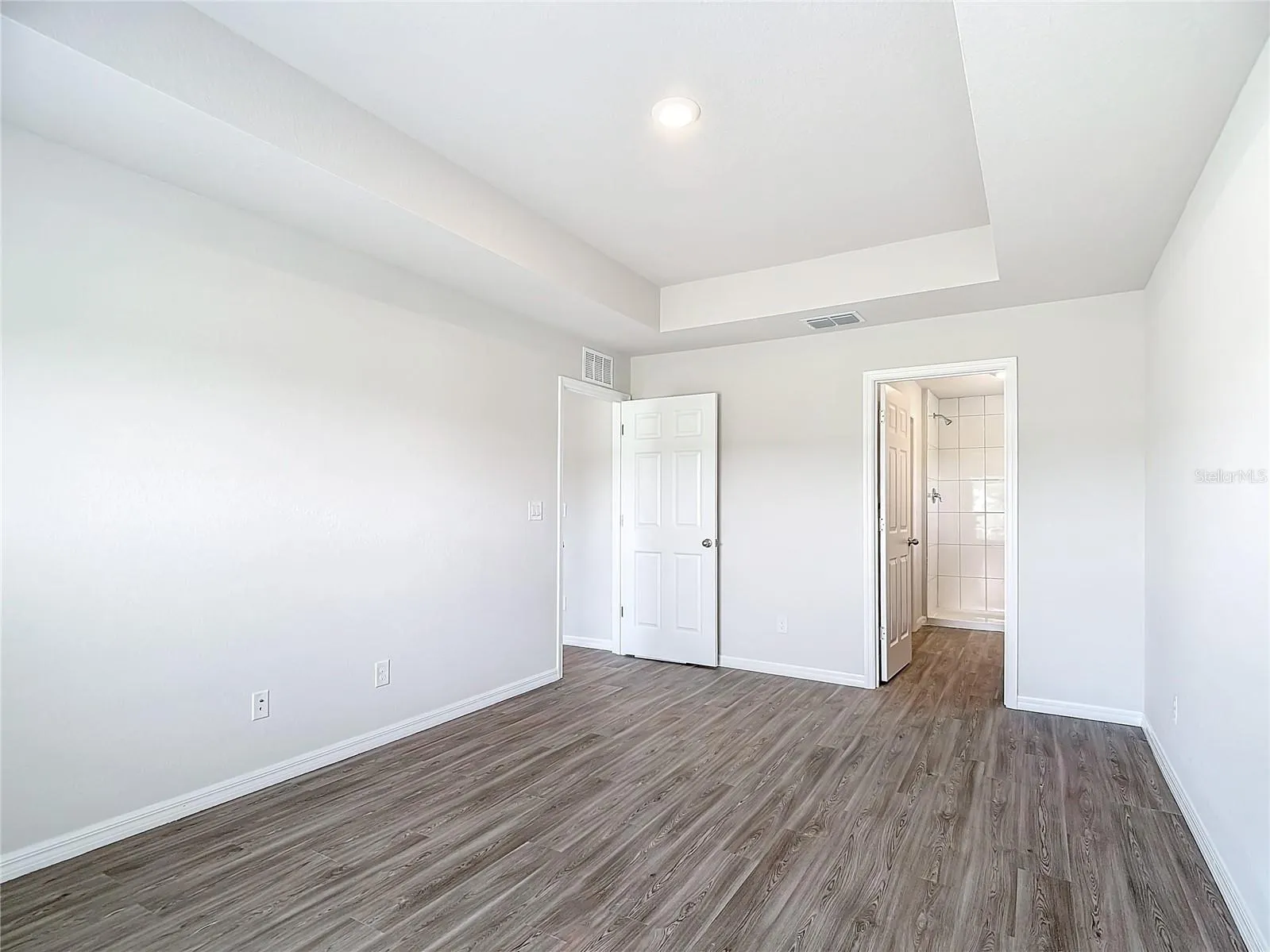 12063 XAVIER AVE