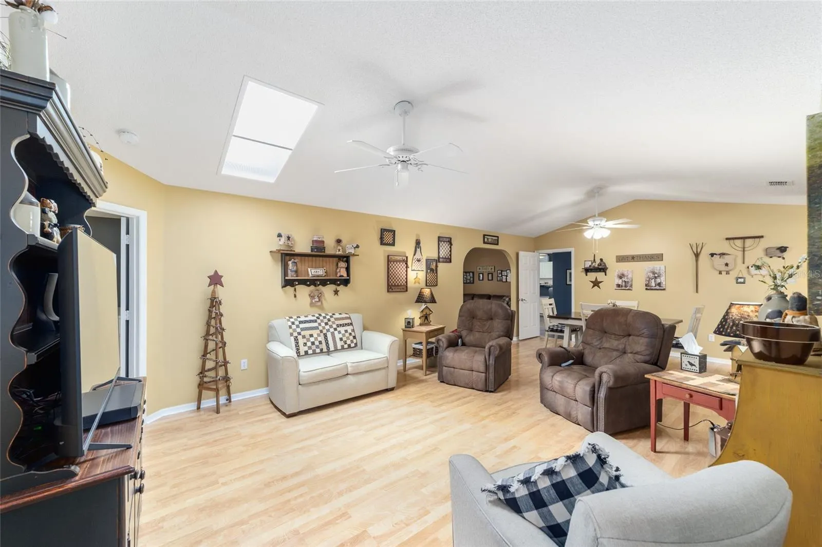6490 SOUTHWEST 84TH STREET