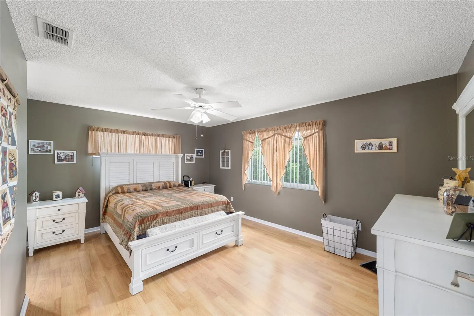 6490 SOUTHWEST 84TH STREET