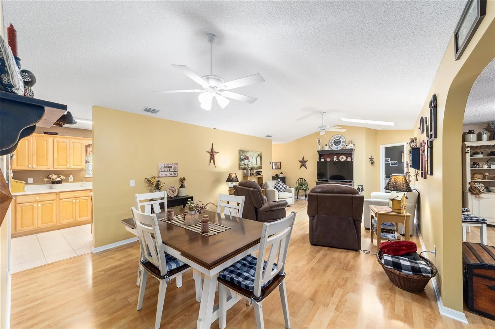 6490 SOUTHWEST 84TH STREET