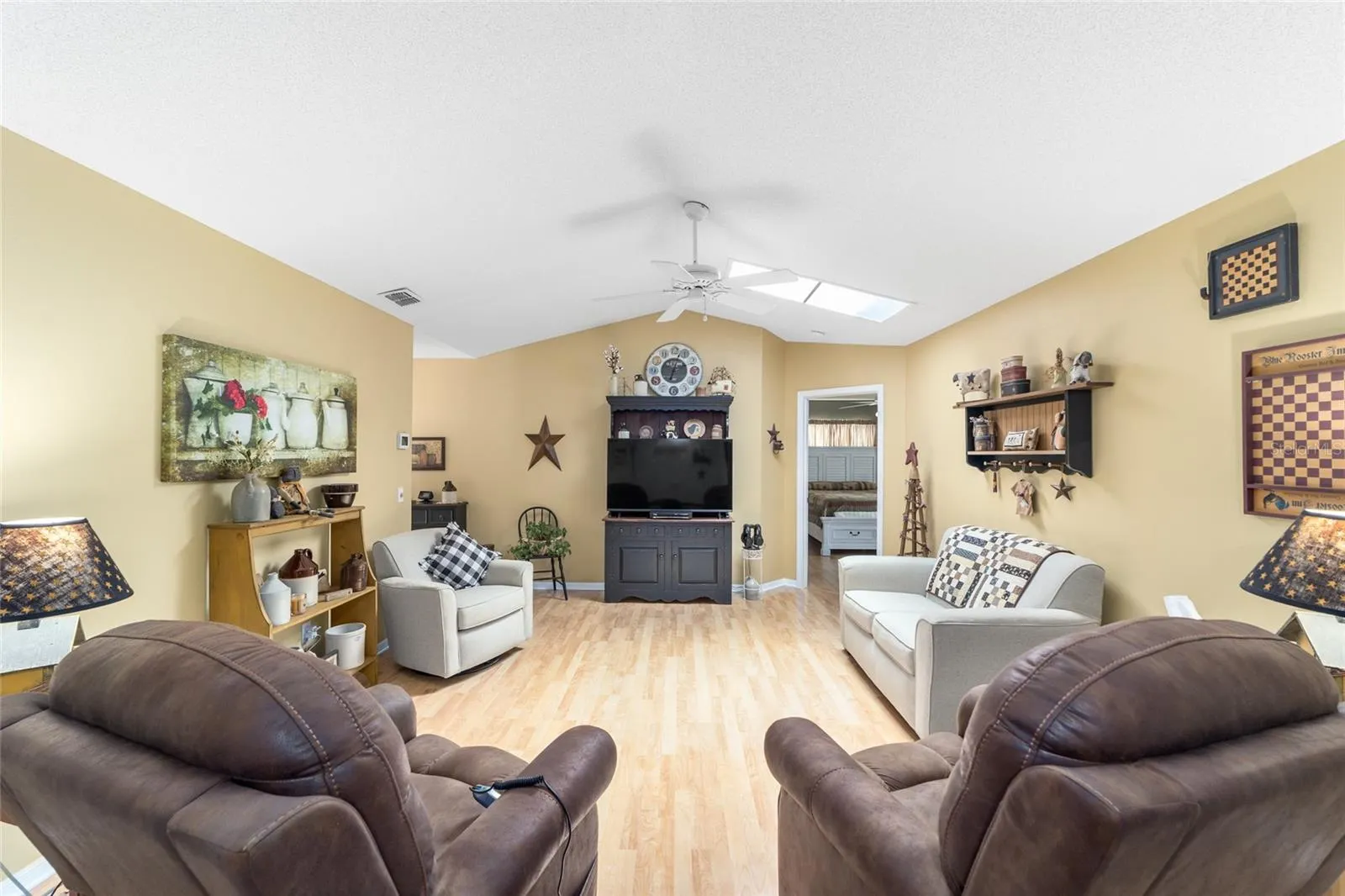 6490 SOUTHWEST 84TH STREET