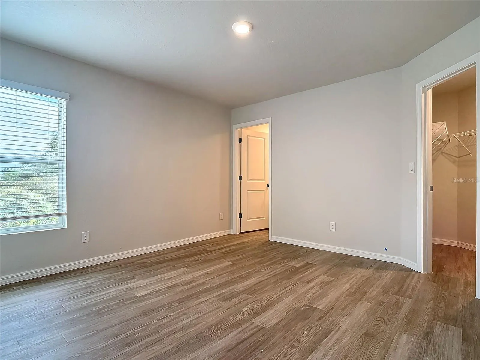 1201 SE 24TH AVE
