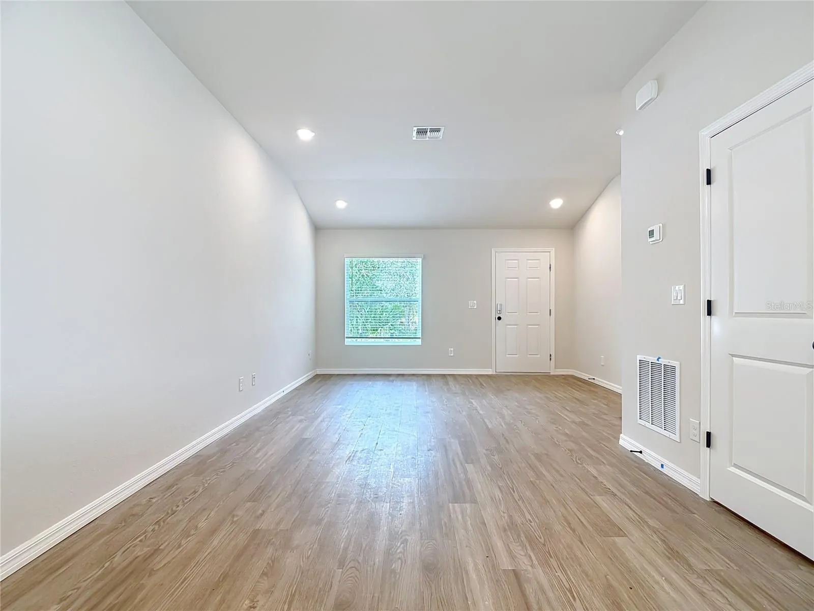 1201 SE 24TH AVE