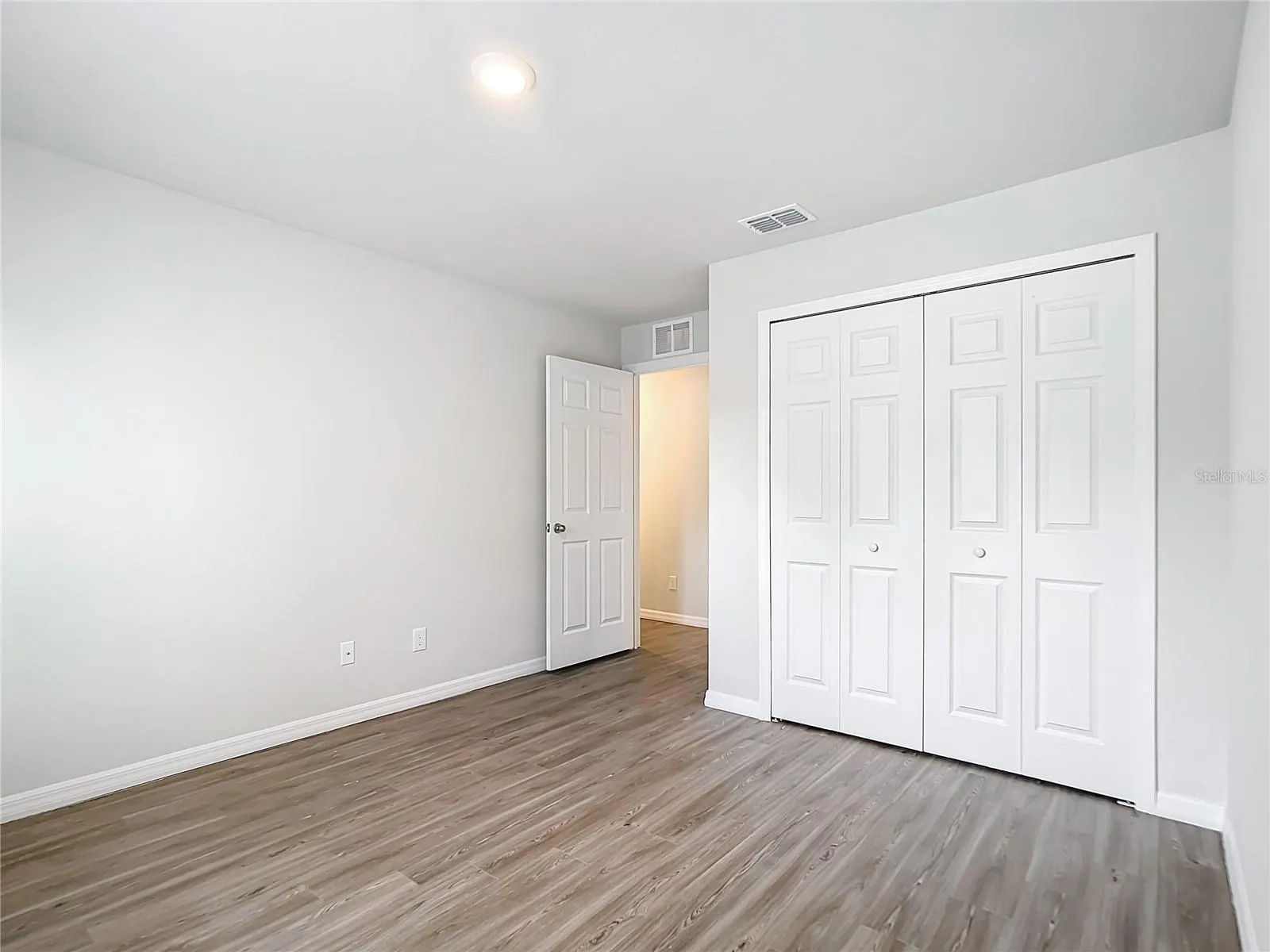 23089 BREWER AVE