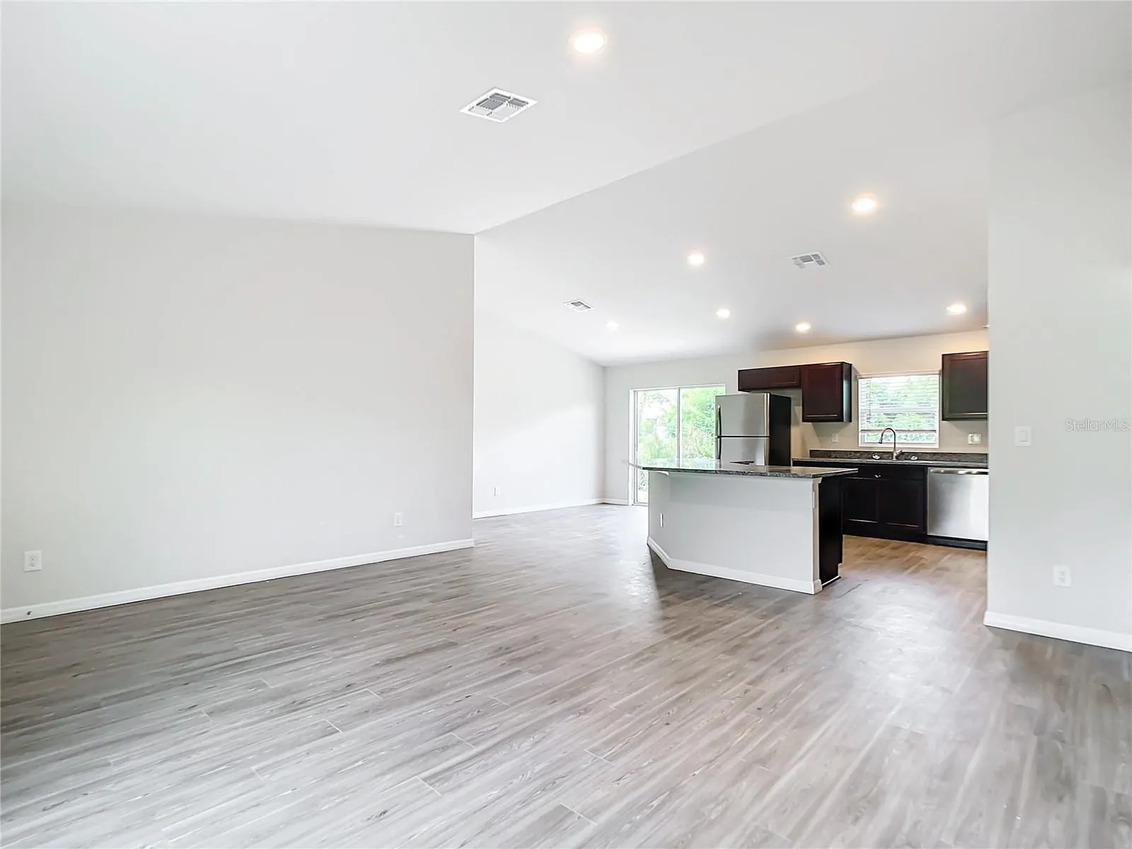23089 BREWER AVE