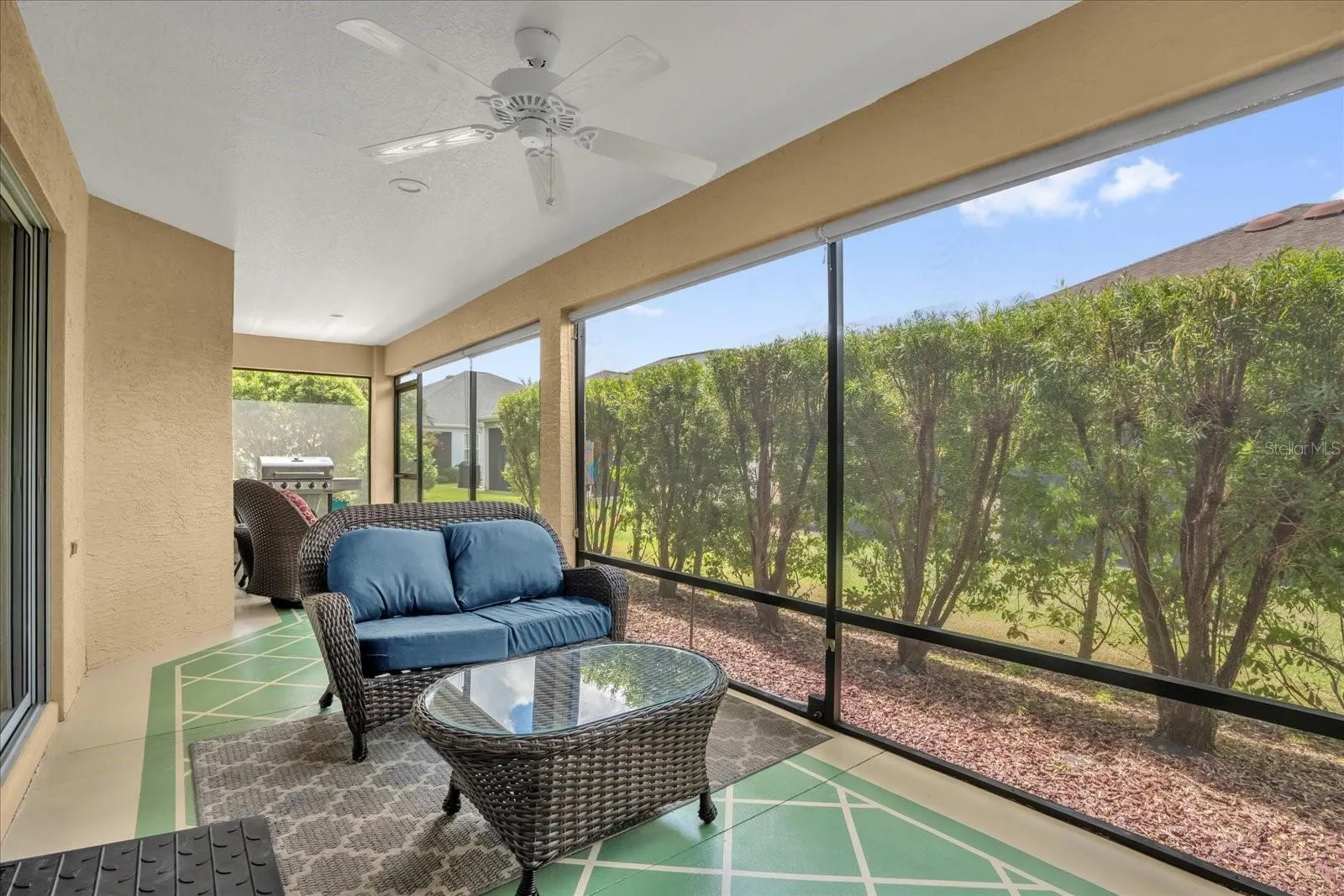 3283 DELK DR
