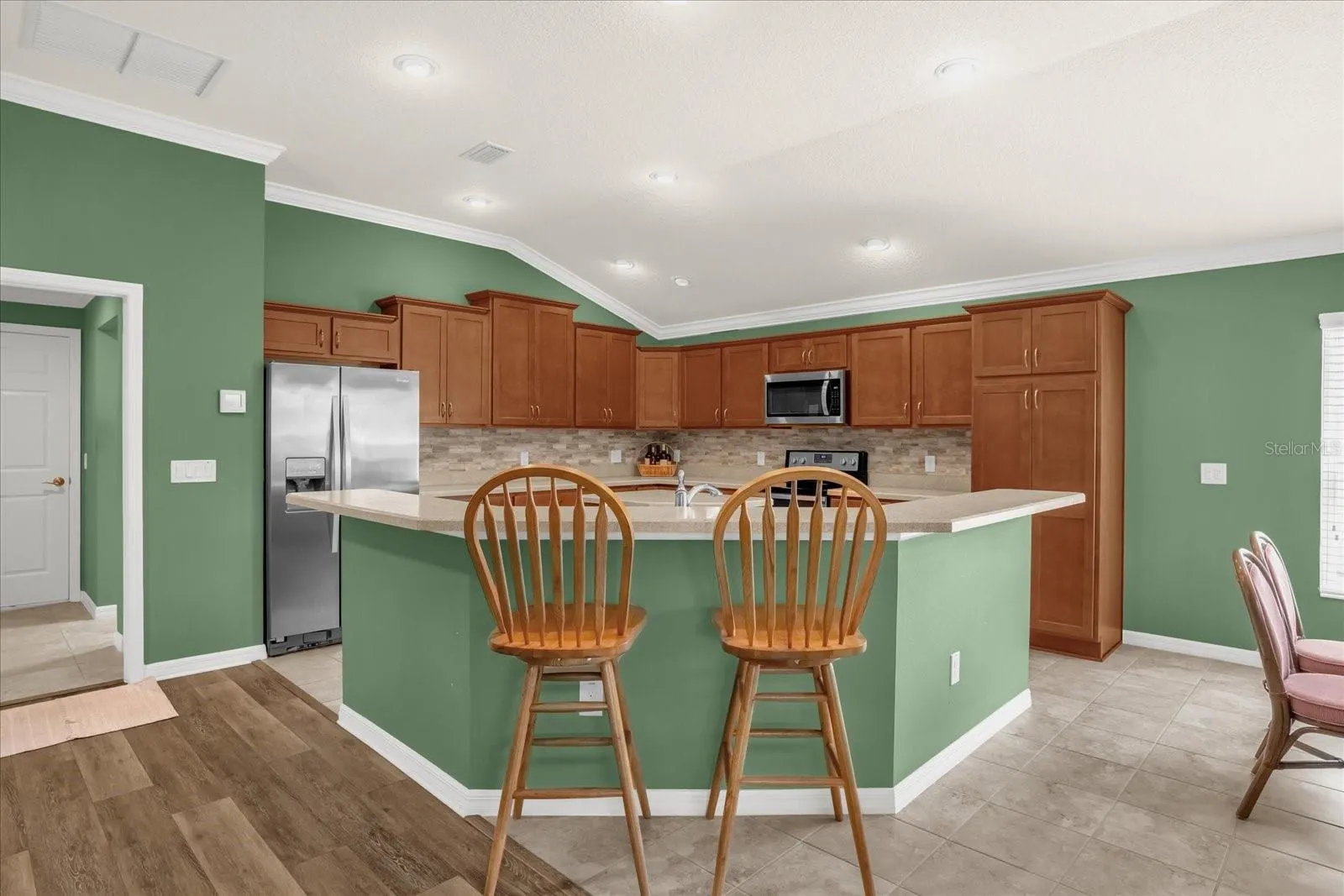 3283 DELK DR
