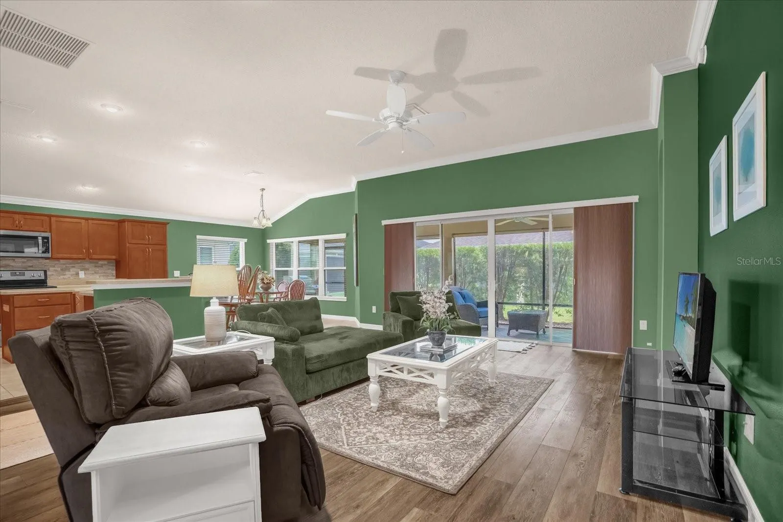 3283 DELK DR