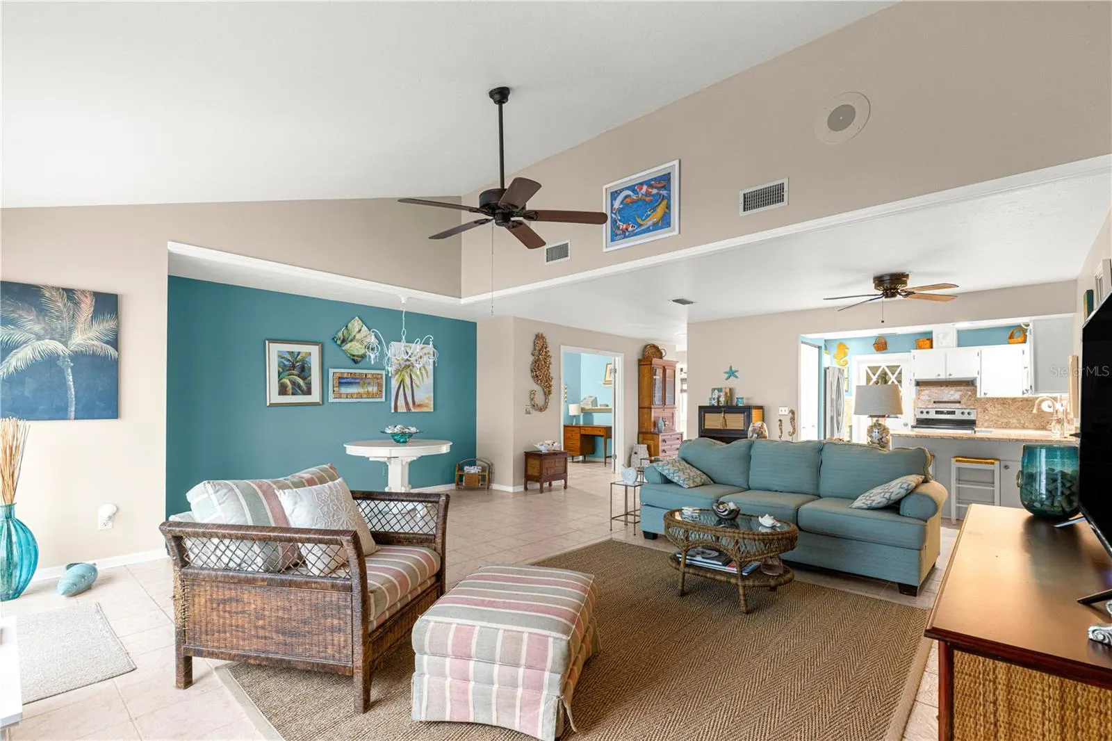 3702 NE 16TH PL
