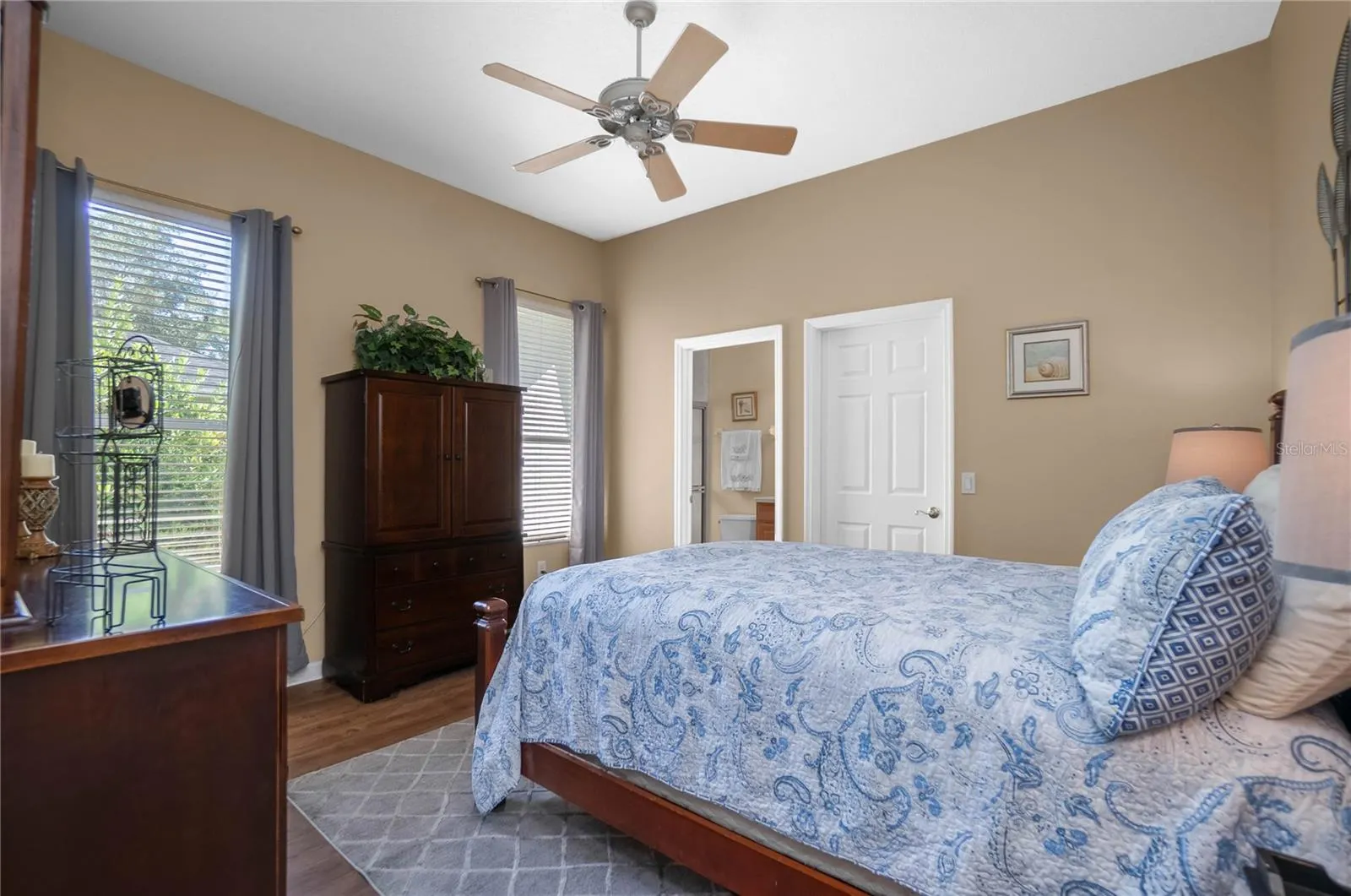 124 CORKWOOD BLVD