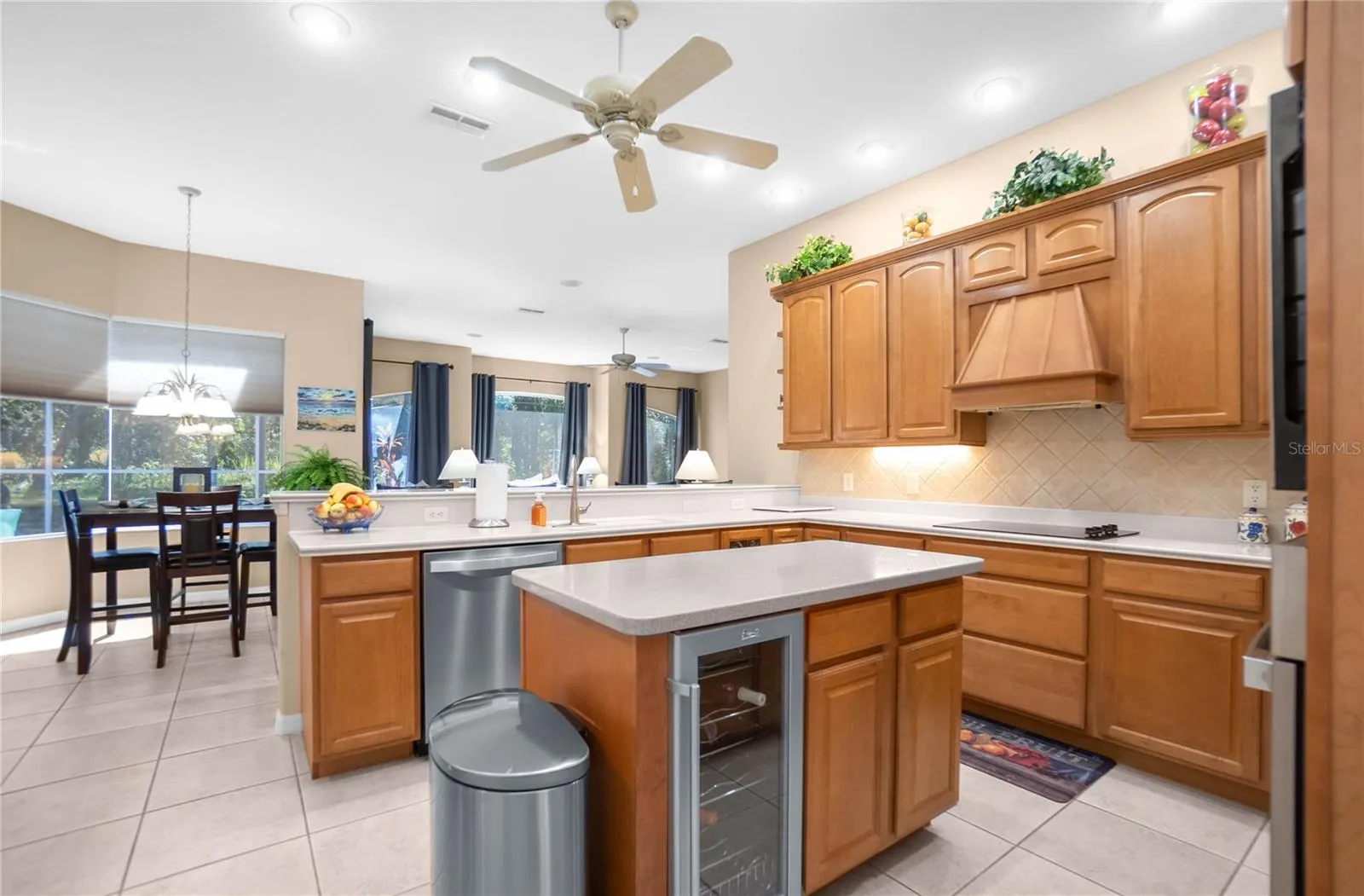 124 CORKWOOD BLVD