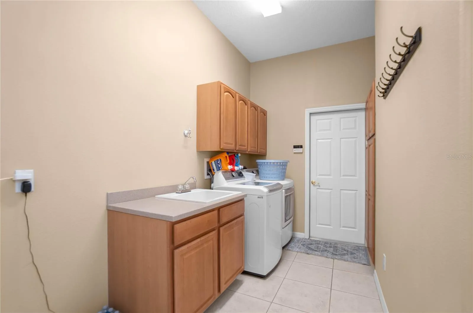 124 CORKWOOD BLVD