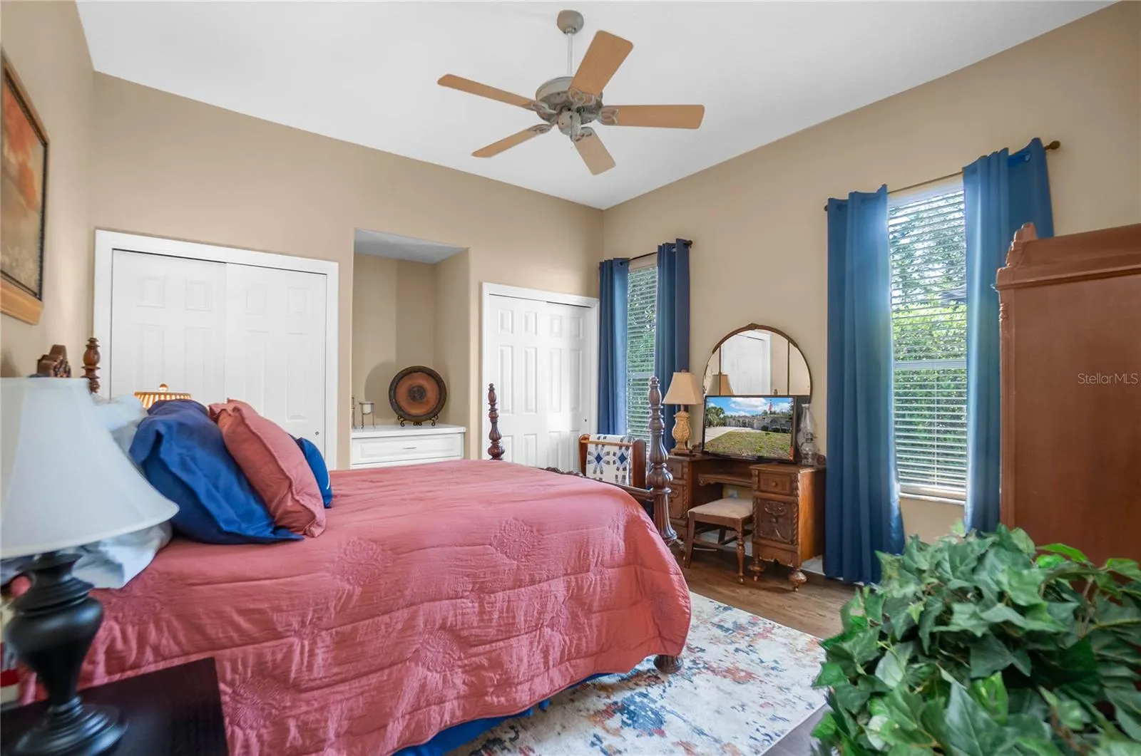 124 CORKWOOD BLVD