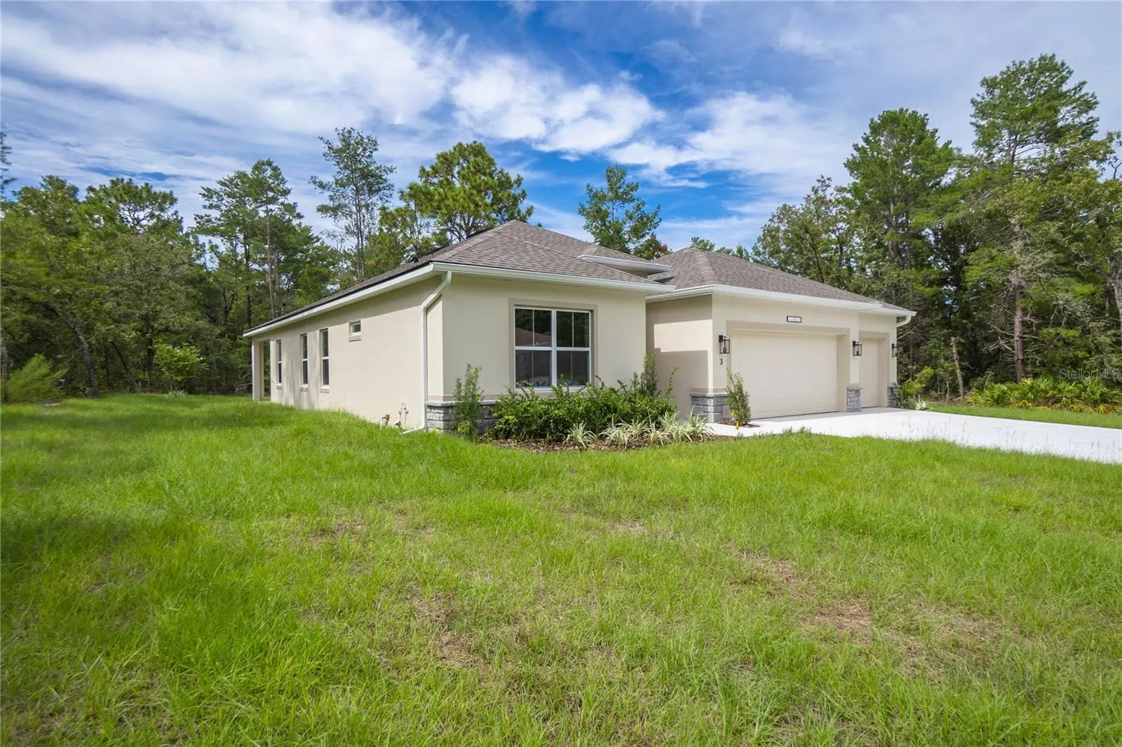 3 COSMOS CT W