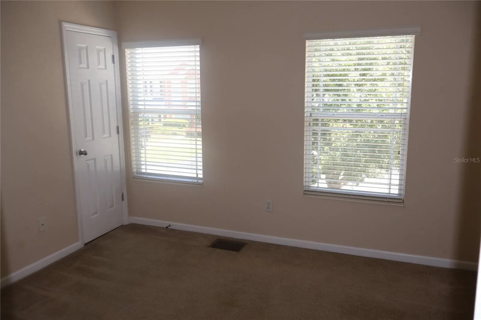 4445 SW 49TH AVE