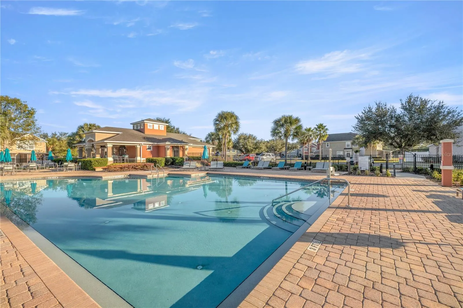 4445 SW 49TH AVE