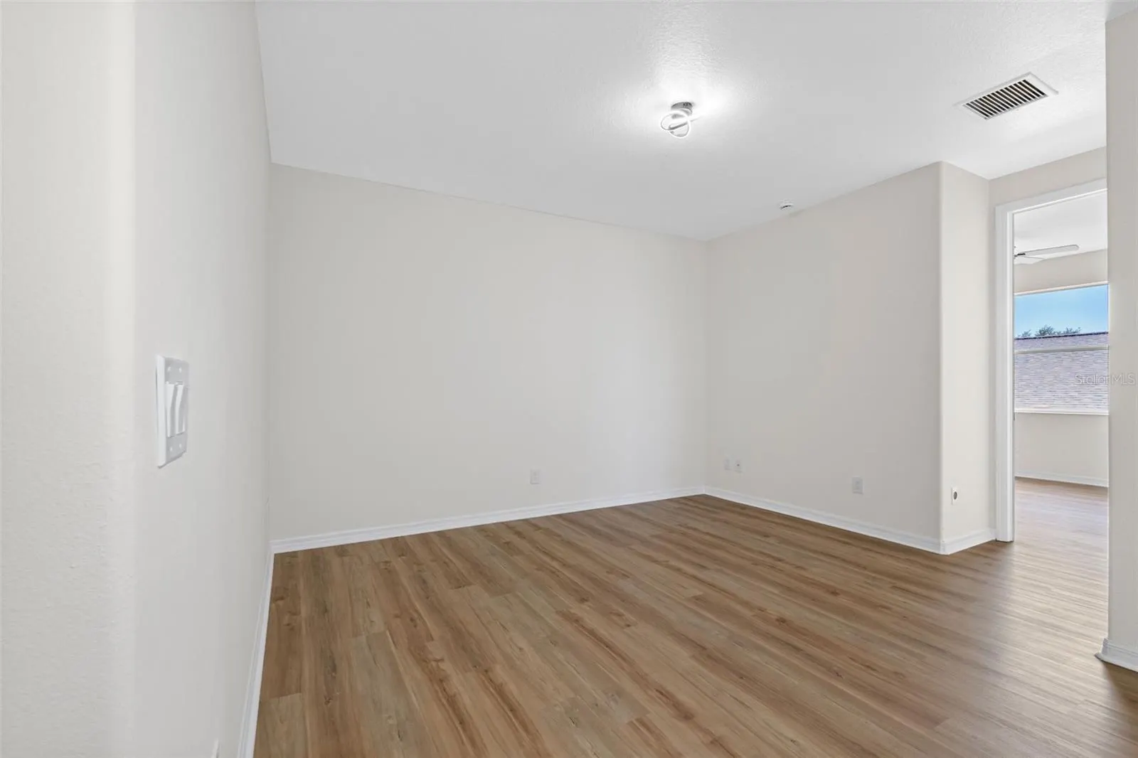 6651 38TH LN E