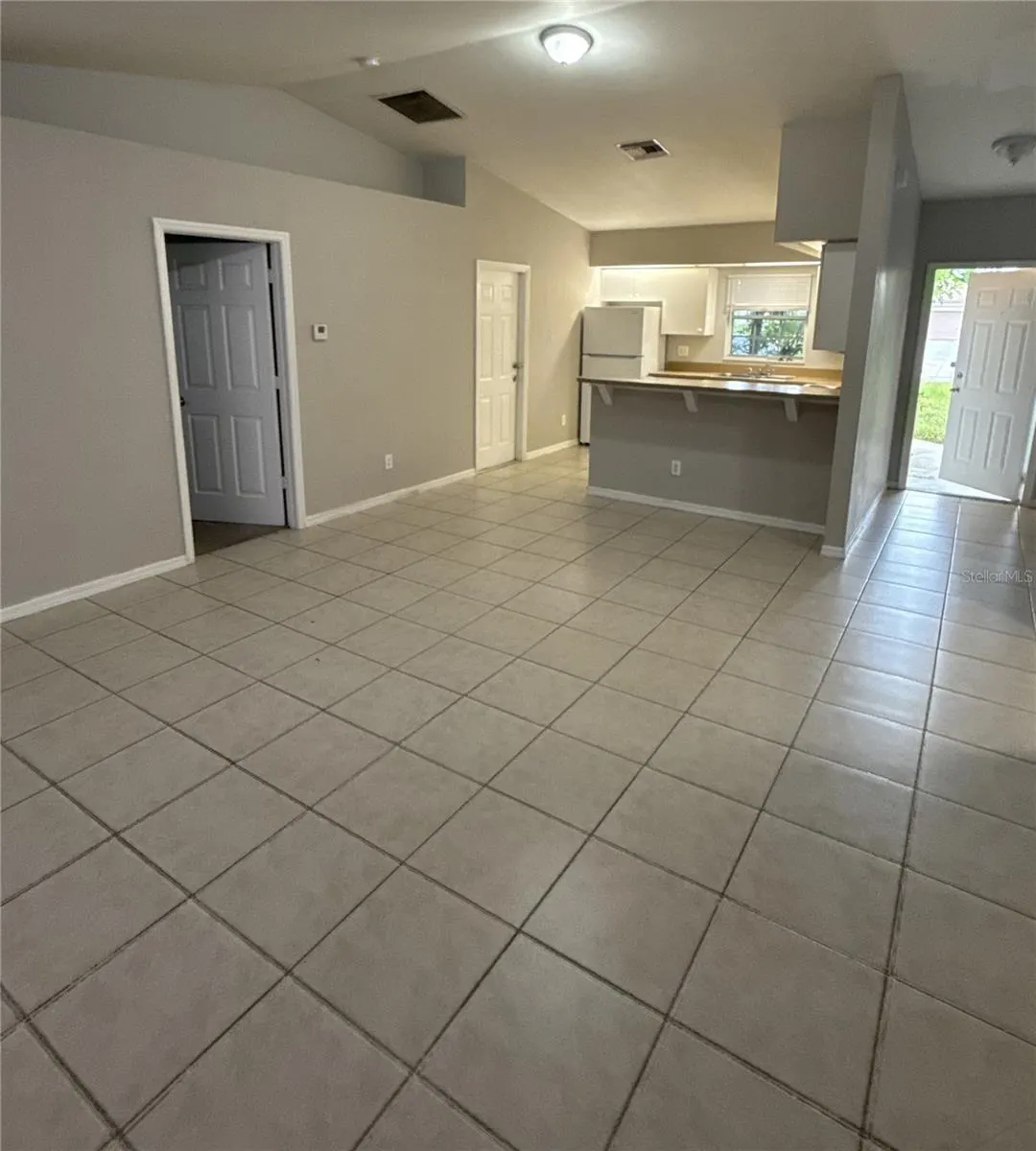 5217 CENTENNIAL BLVD