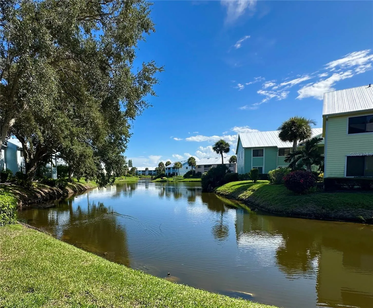 5685 MARINA DR #4, #4