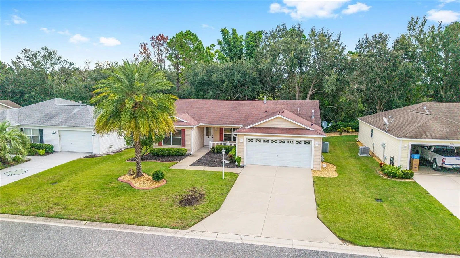2074 HARSTON TRL