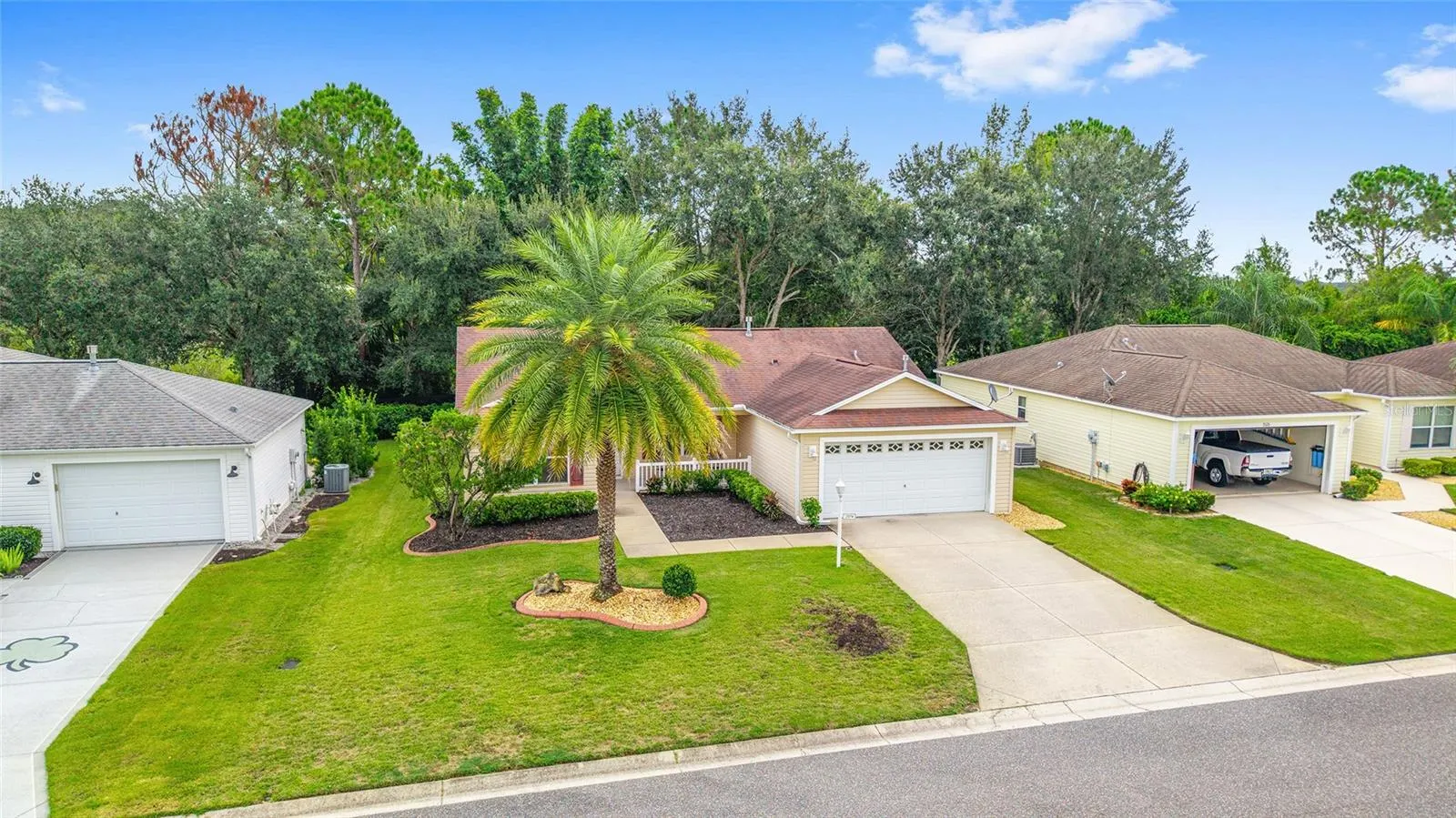 2074 HARSTON TRL