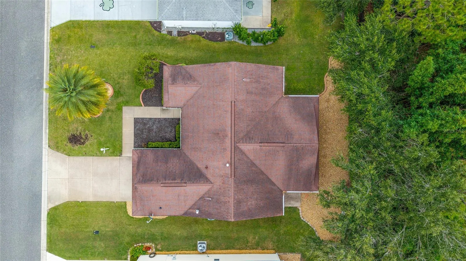 2074 HARSTON TRL
