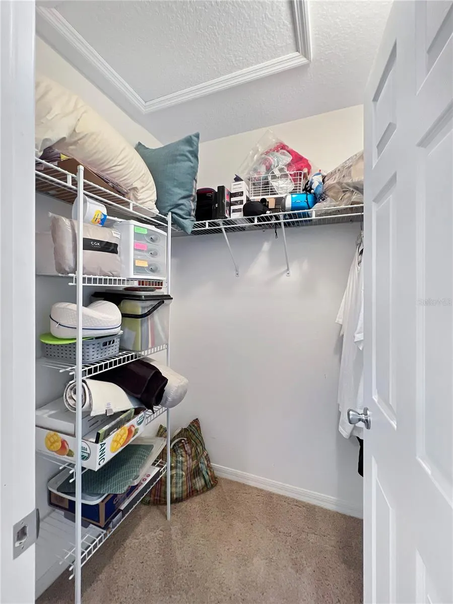 2074 HARSTON TRL