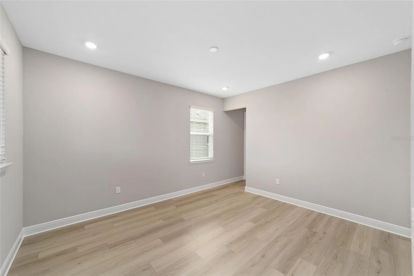 10169 SW 84TH ST RD