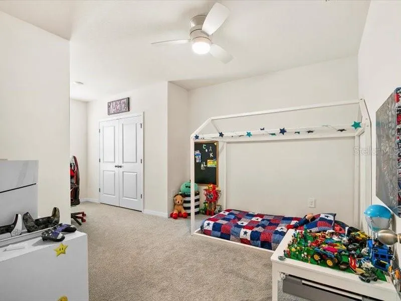 17741 CRESCENT MOON LOOP